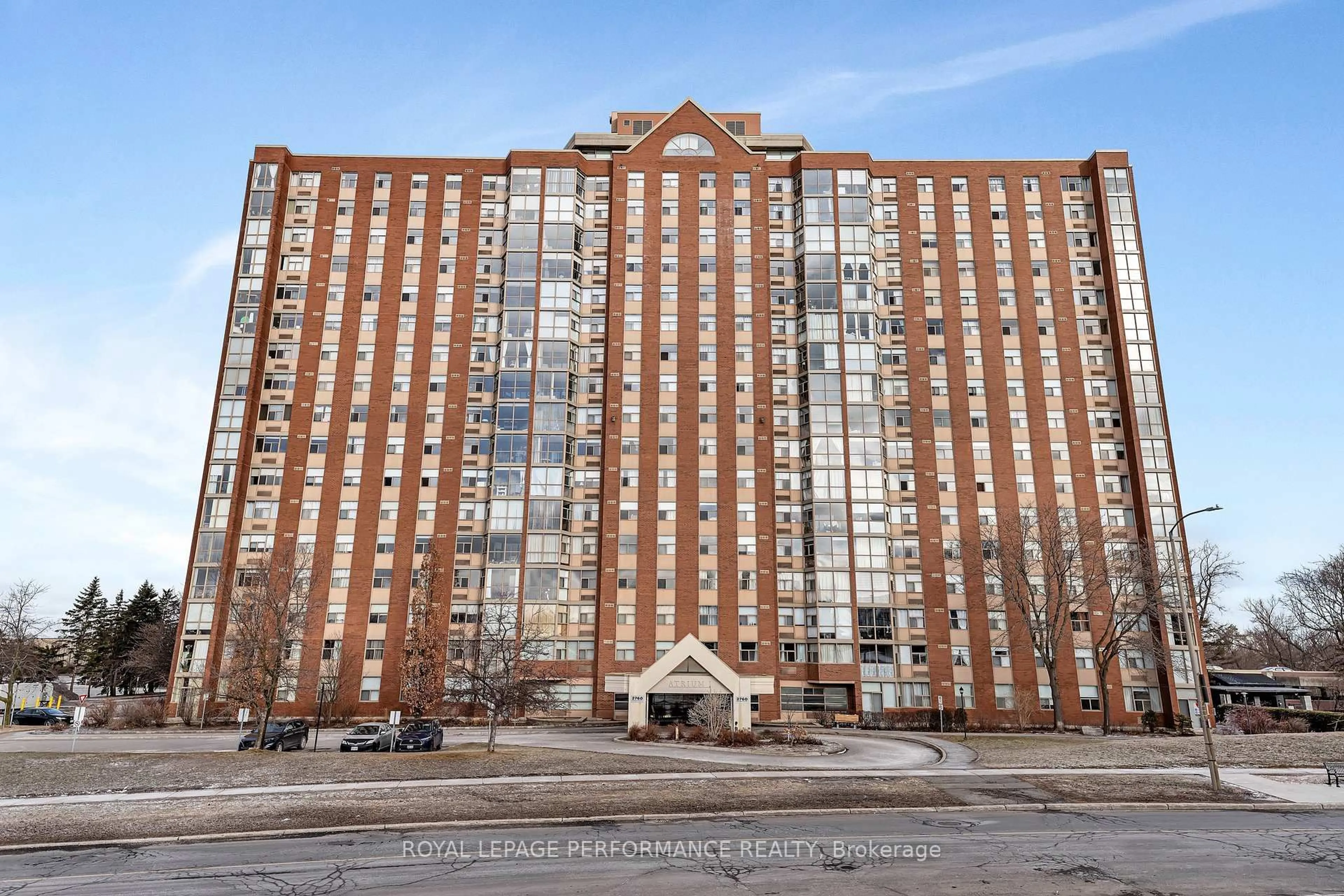 Indoor foyer for 2760 Carousel Cres #1512, Ottawa Ontario K1T 2N4