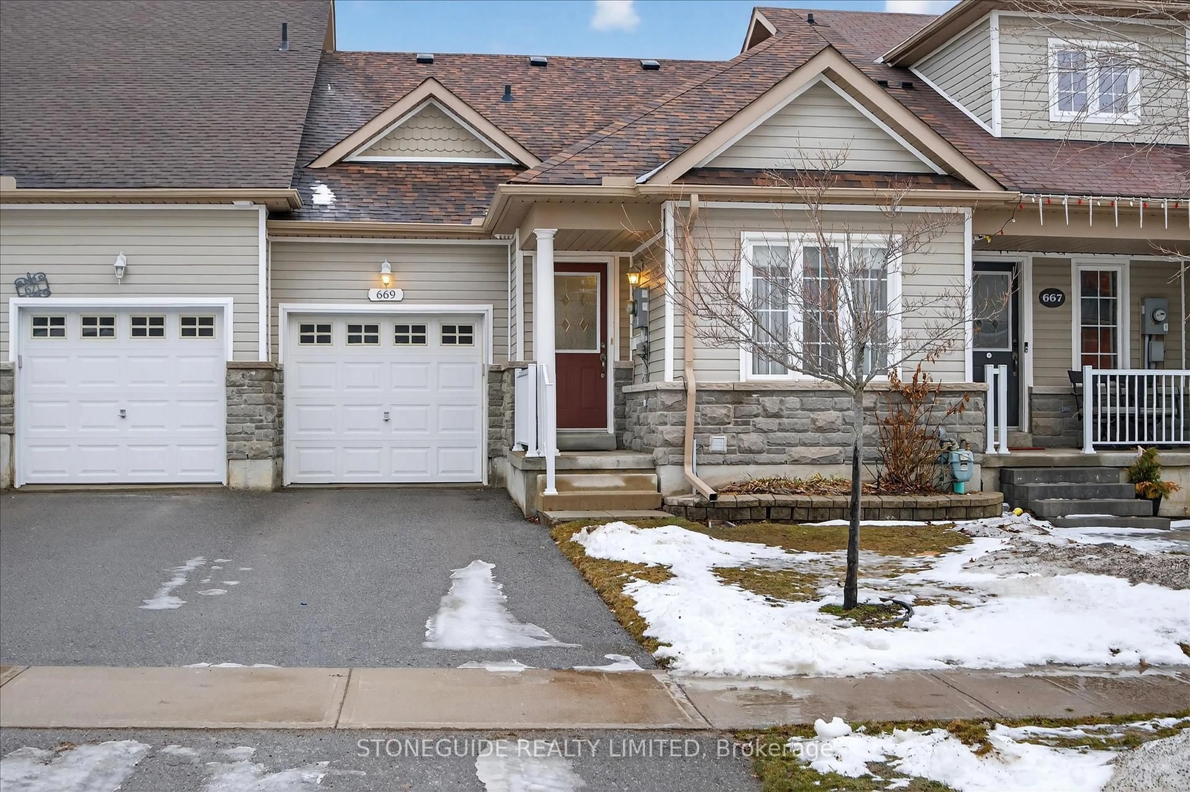 Unknown for 669 Tully Cres, Peterborough Ontario K9K 0A9