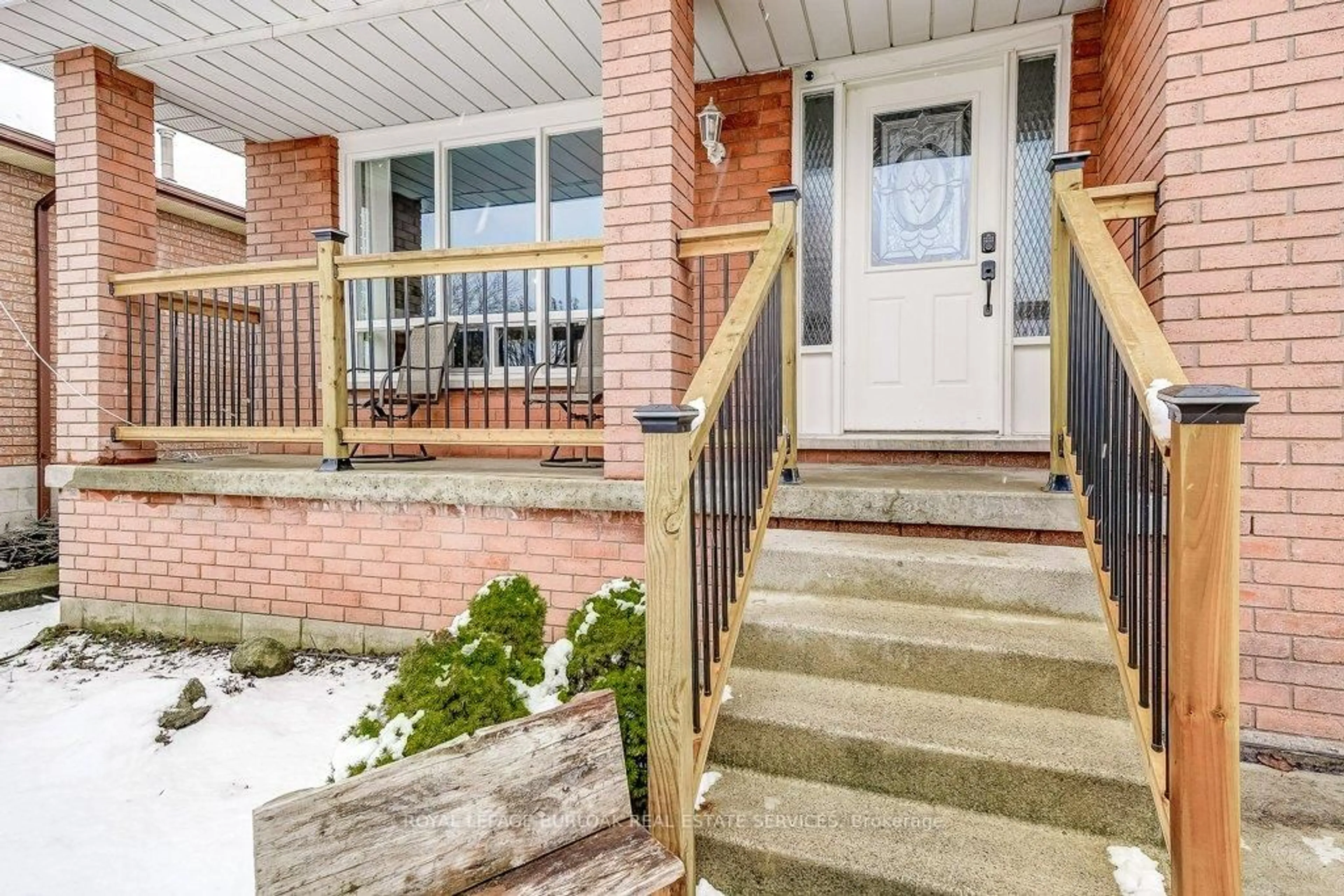 Unknown for 448 Rexford Dr, Hamilton Ontario L8W 3C1