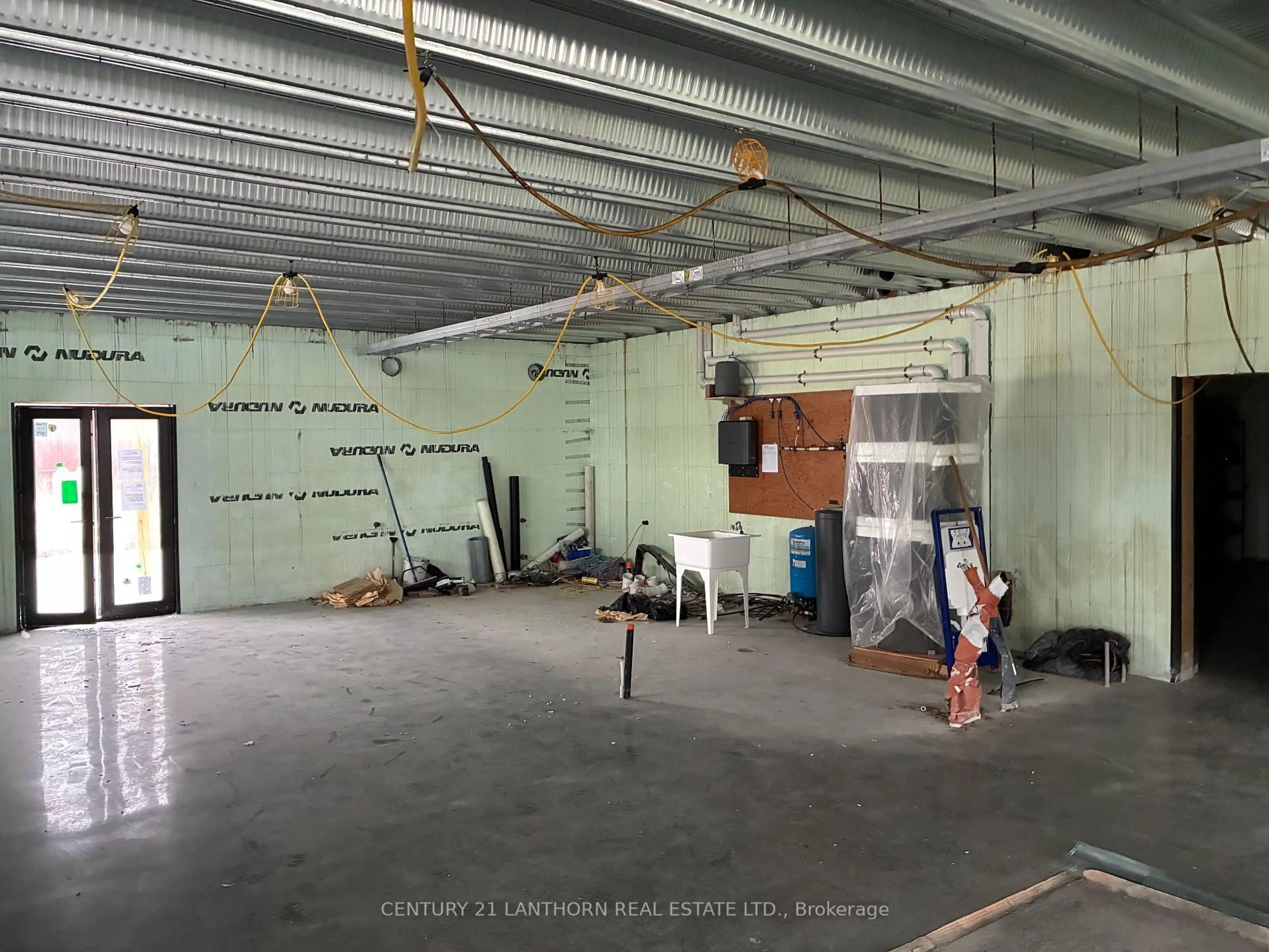 Indoor garage for 449 Partridge Hollow Rd, Prince Edward County Ontario K0K 1T0