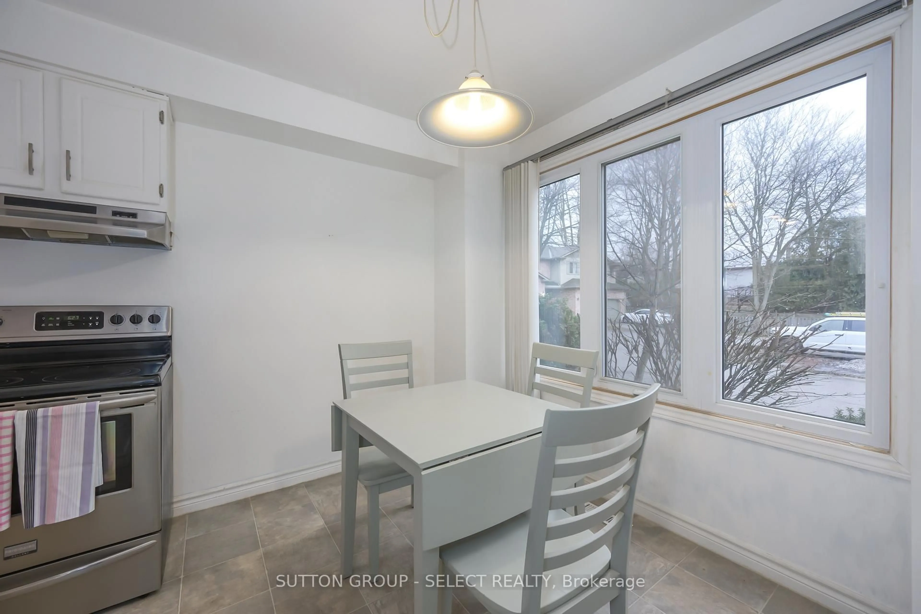 Dining room, unknown for 535 Topping Lane #14, London South Ontario N6J 3M8