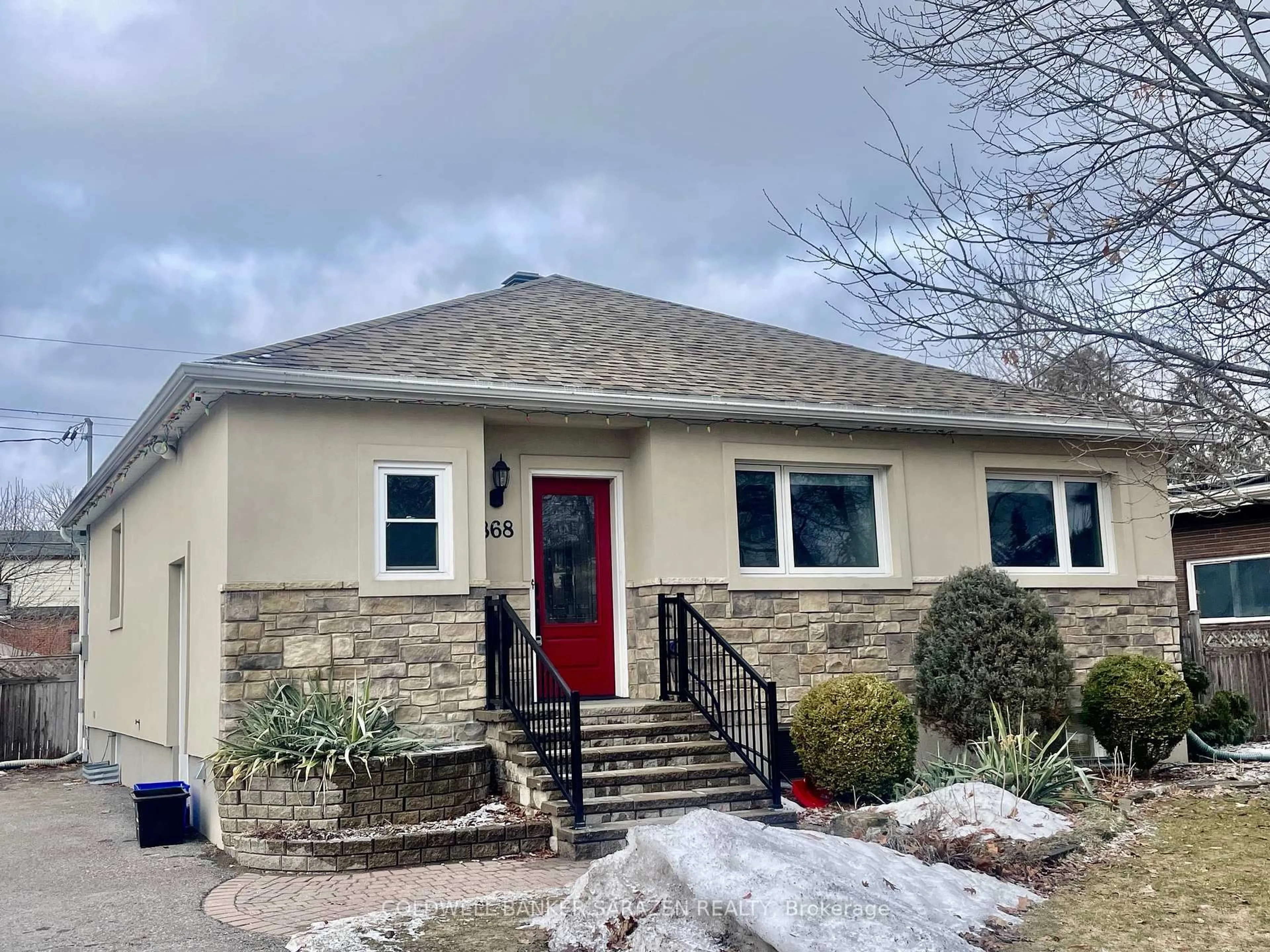 Home with vinyl exterior material, unknown for 868 Duberry St, Ottawa Ontario K2A 3T3