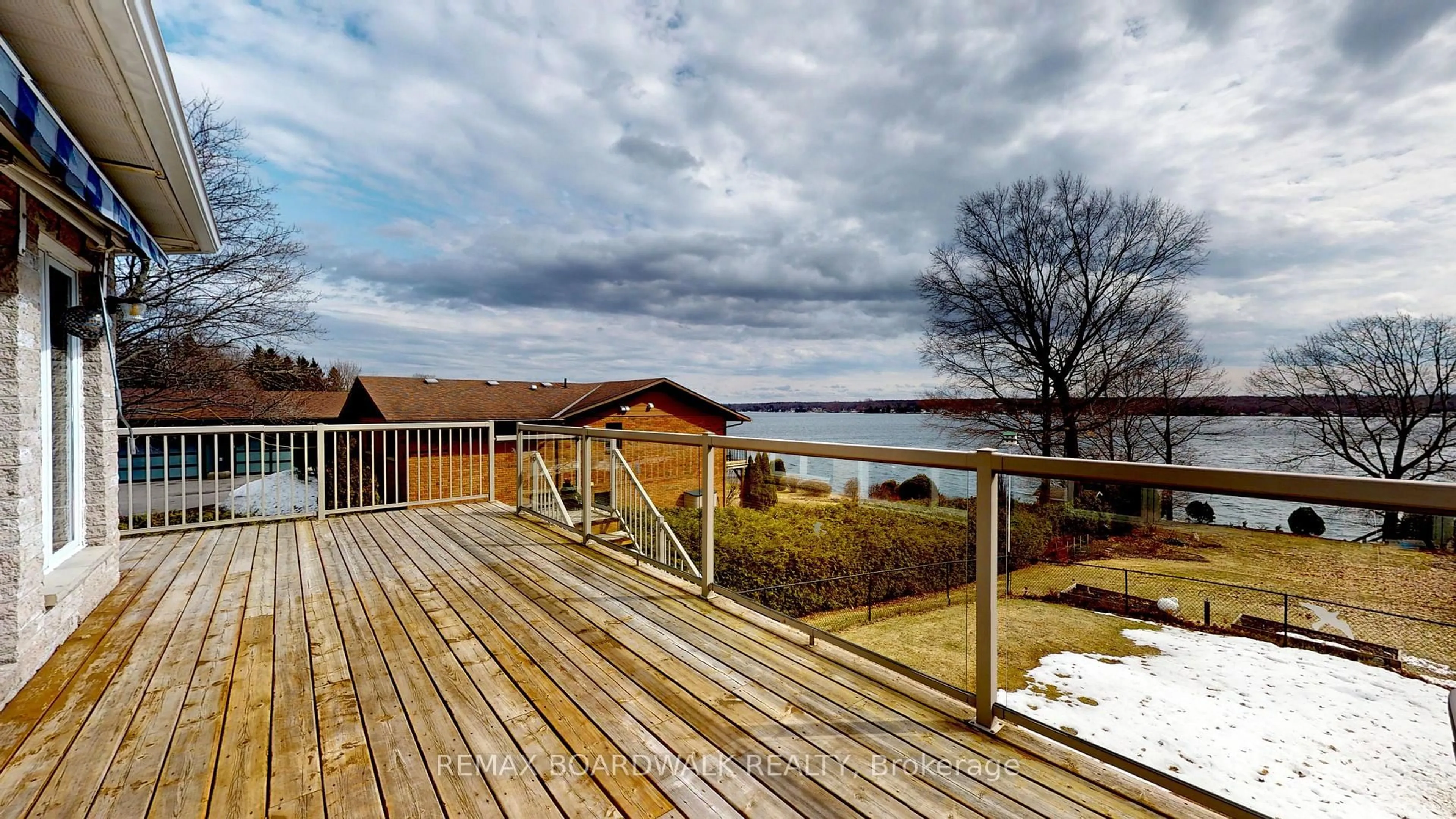 Patio, water/lake/river/ocean view for 806 River Acres Dr, Elizabethtown-Kitley Ontario K6V 5T1