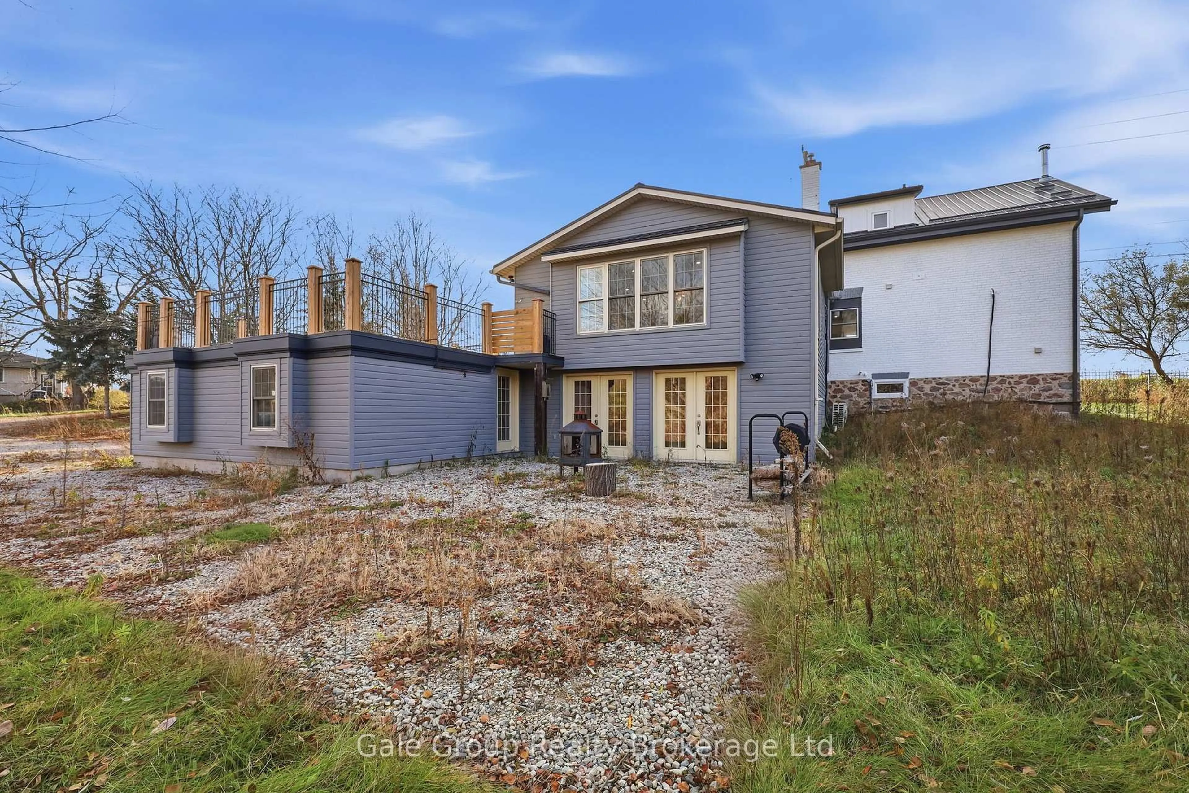 A pic from outside/outdoor area/front of a property/back of a property/a pic from drone, street for 1349 Queen St, Wilmot Ontario N0B 2E0