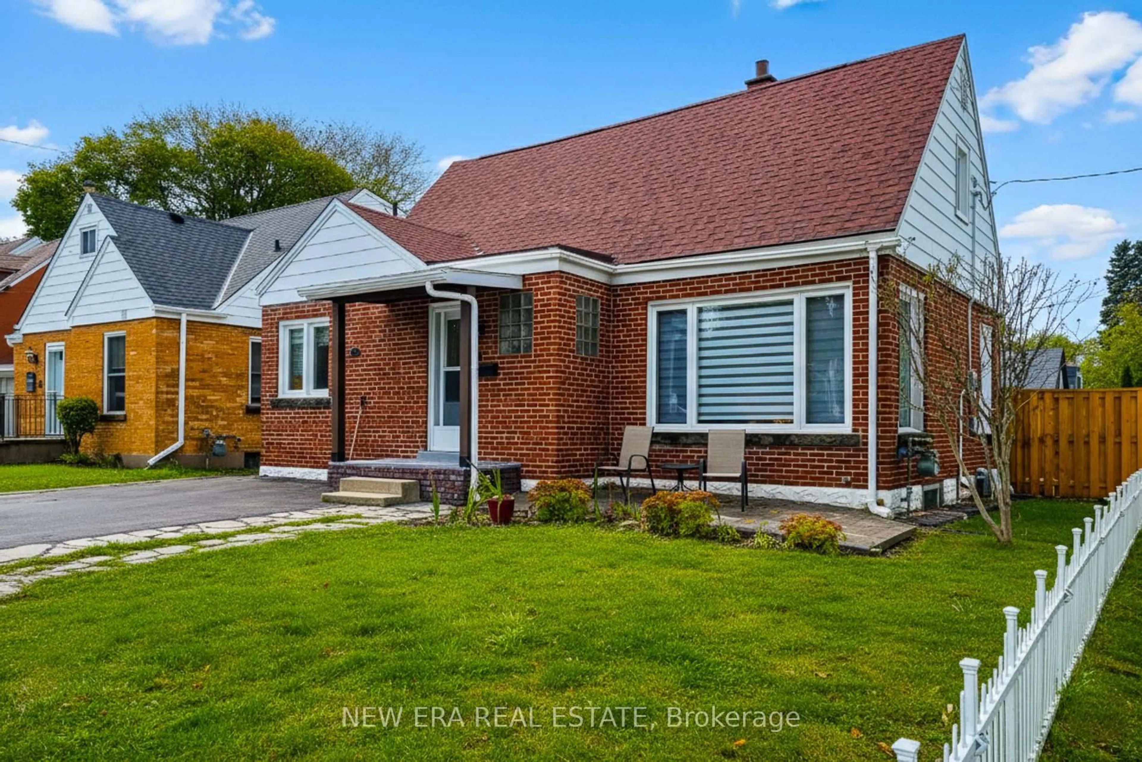 Unknown for 29 Second St, Hamilton Ontario L8G 1Y8