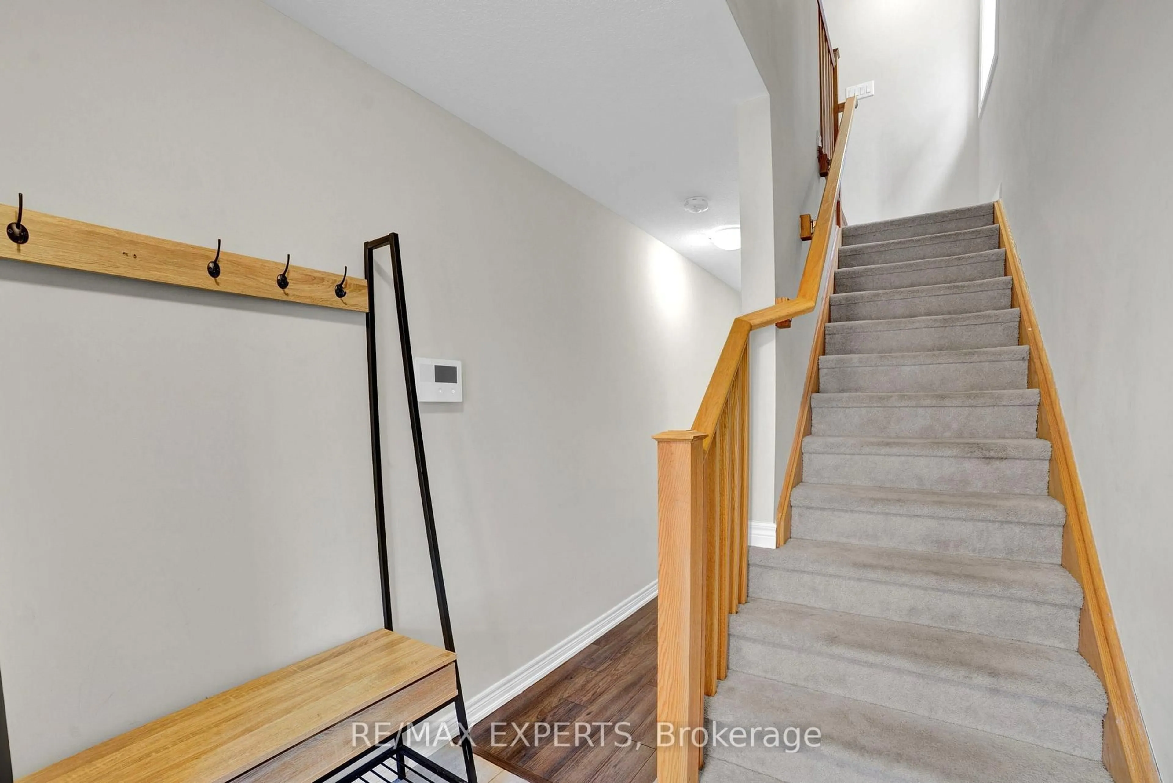 Unknown for 15 Rapids Lane, Hamilton Ontario L8K 0A3