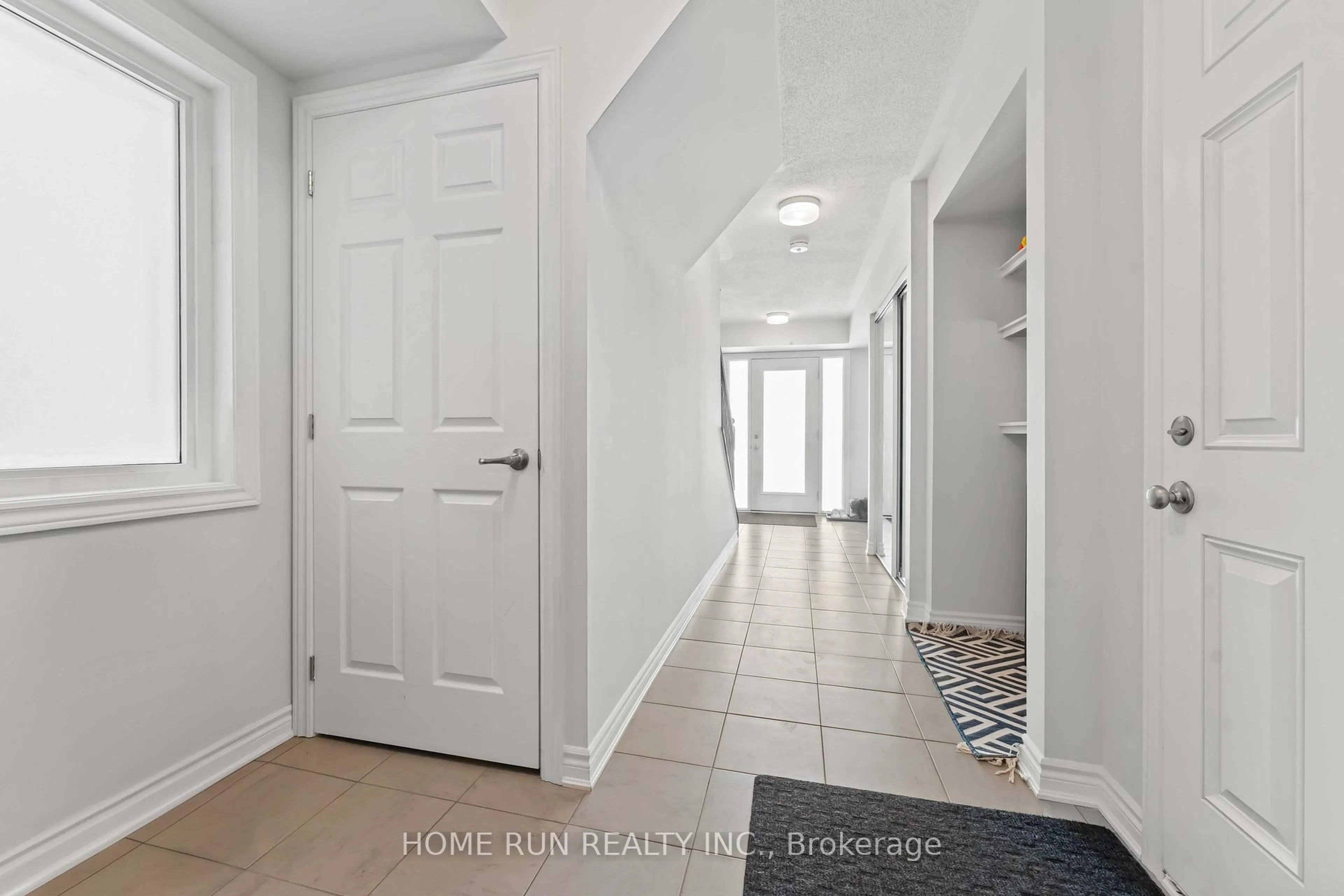 Unknown for 2084 Leinster Circ, Ottawa Ontario K2S 2Z5