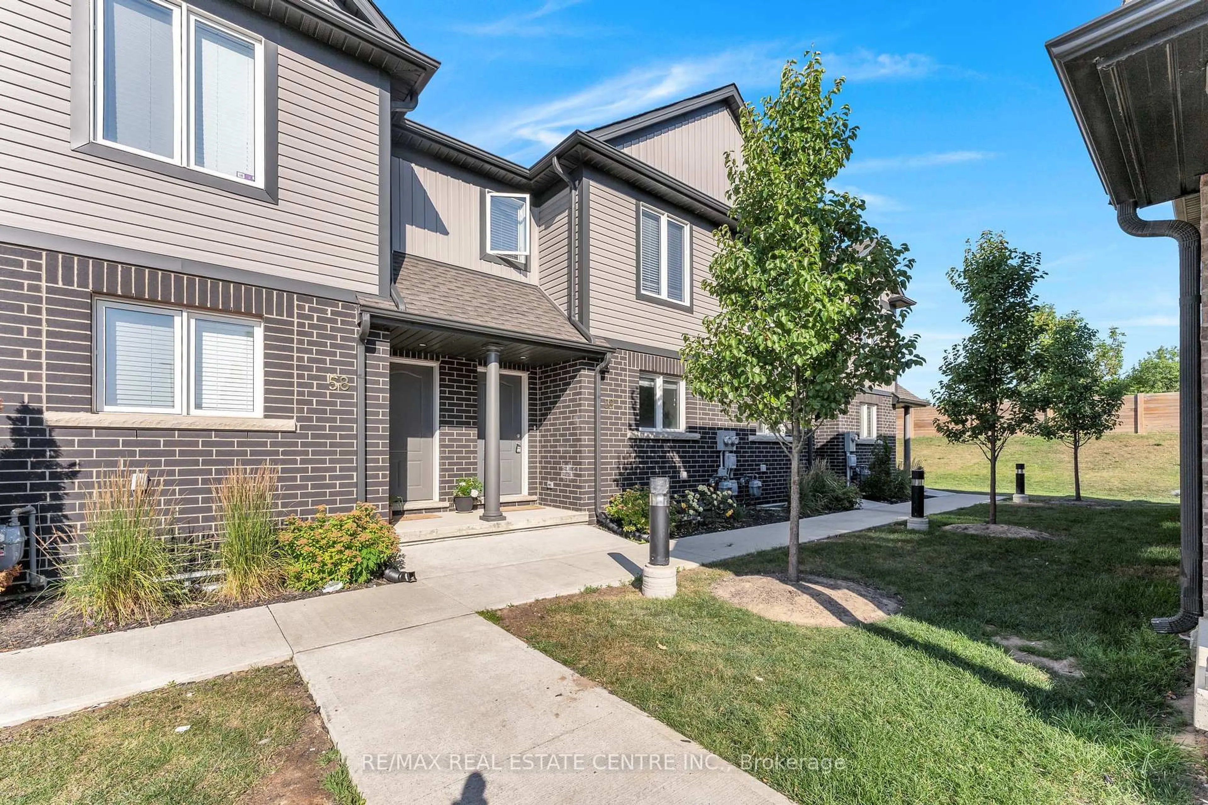 Unknown for 7768 ASCOT Circ #59, Niagara Falls Ontario L2H 3P9