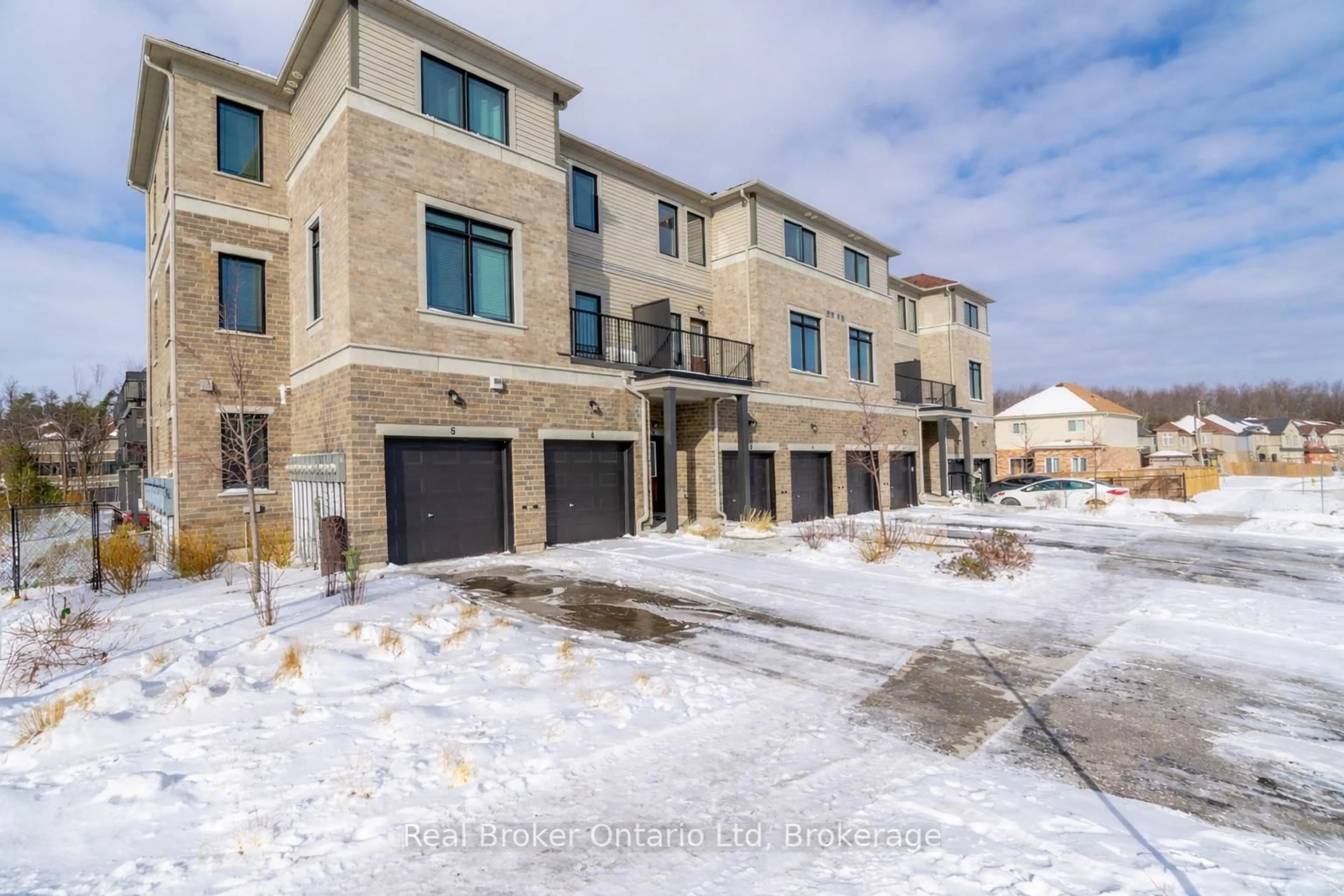 Unknown for 107 Westra Dr #5, Guelph Ontario N1K 0A5