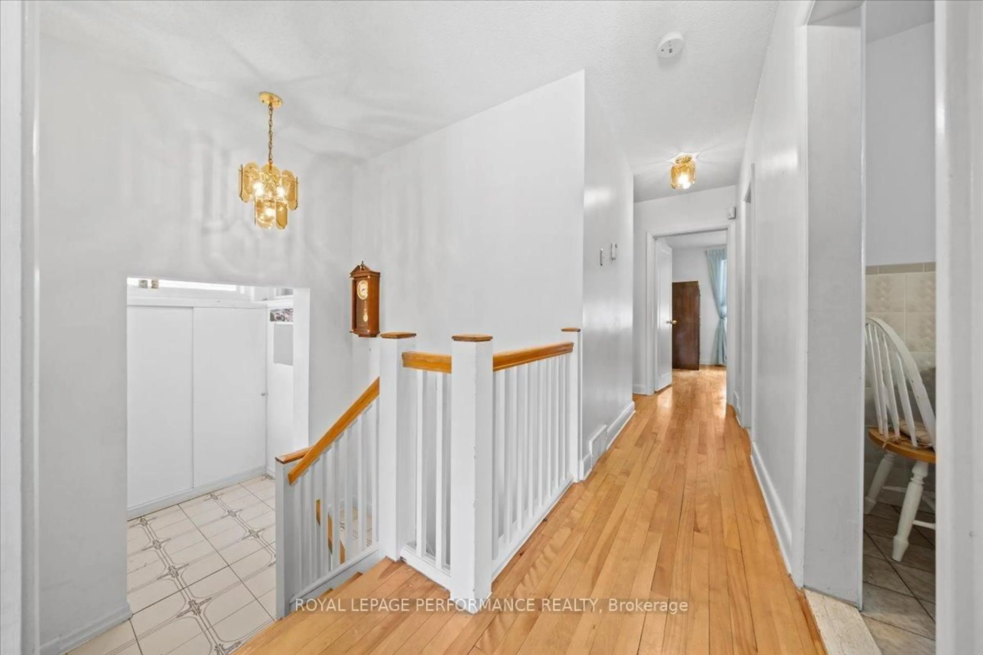 Unknown for 1075 Secord Ave, Ottawa Ontario K1H 8C7