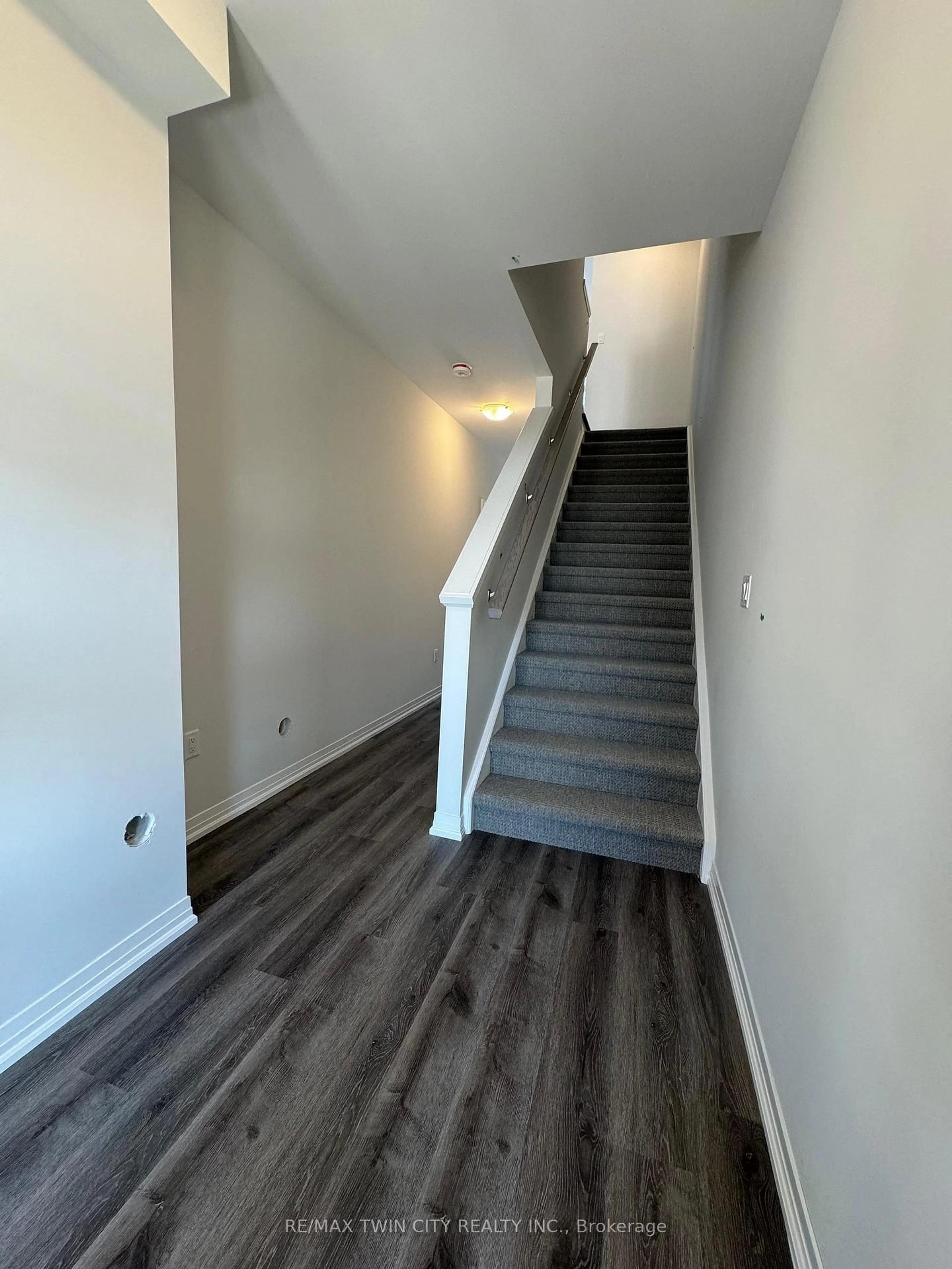 Unknown for 155 Equestrian Way #26, Cambridge Ontario N3E 0E8