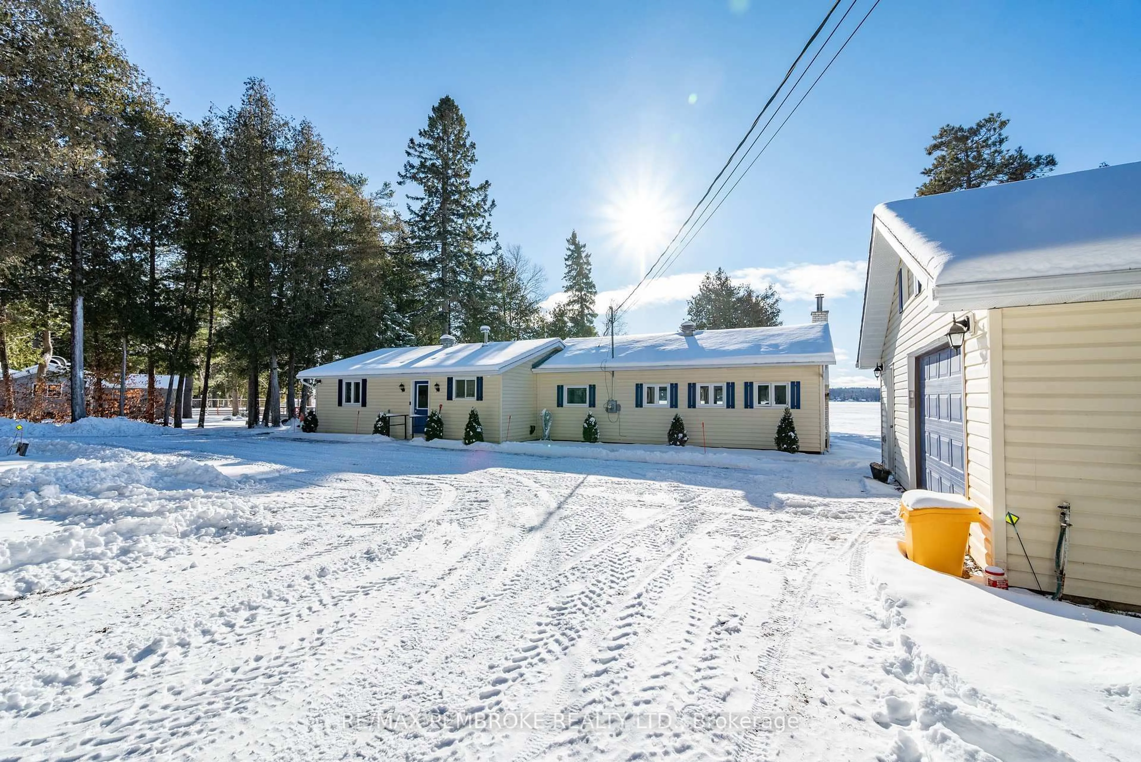 Unknown for 229 Holiday Lane, Eganville Ontario K0J 1T0