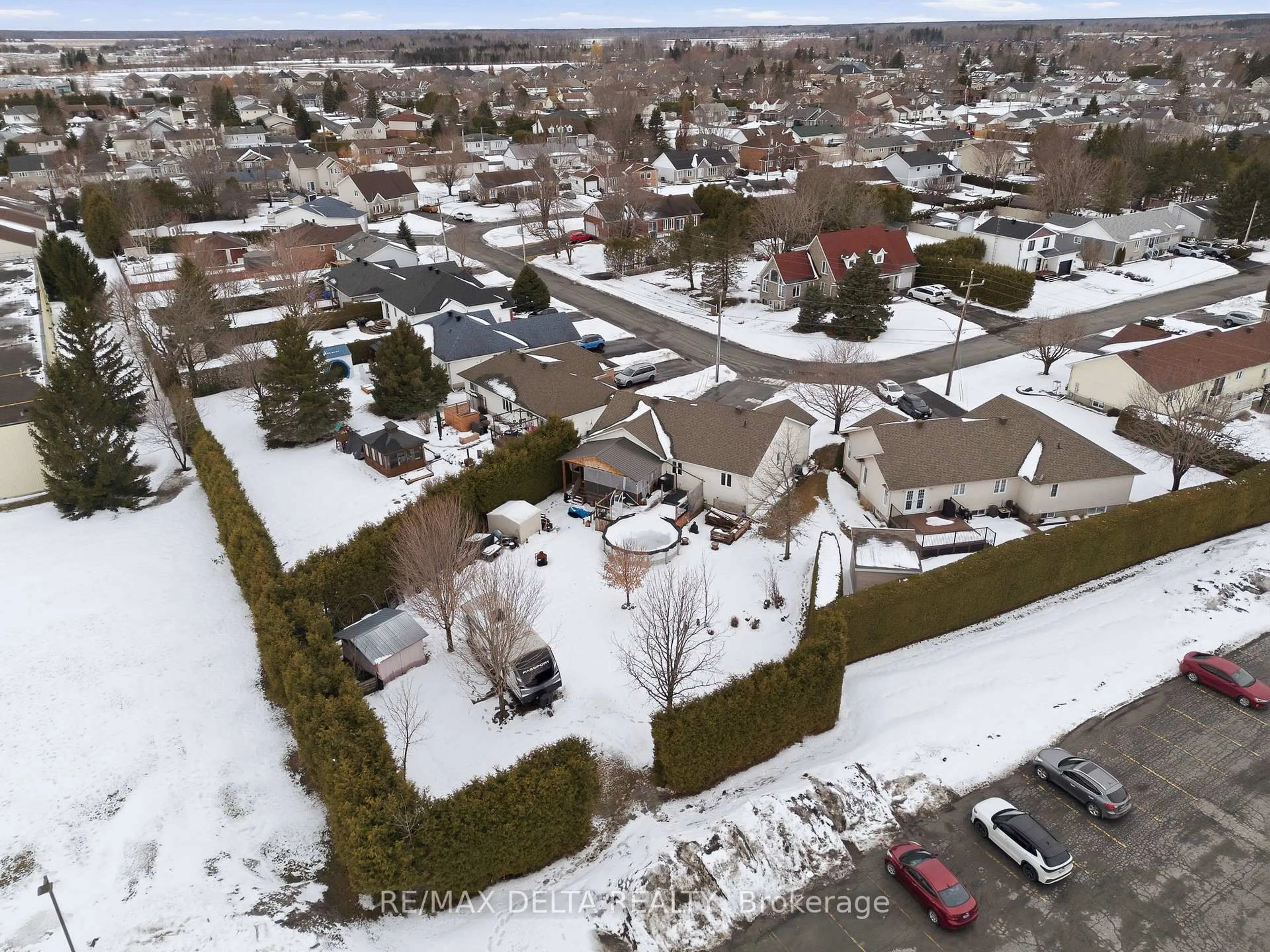 A pic from outside/outdoor area/front of a property/back of a property/a pic from drone, street for 677 Ste Marie St, Casselman Ontario K0A 1M0
