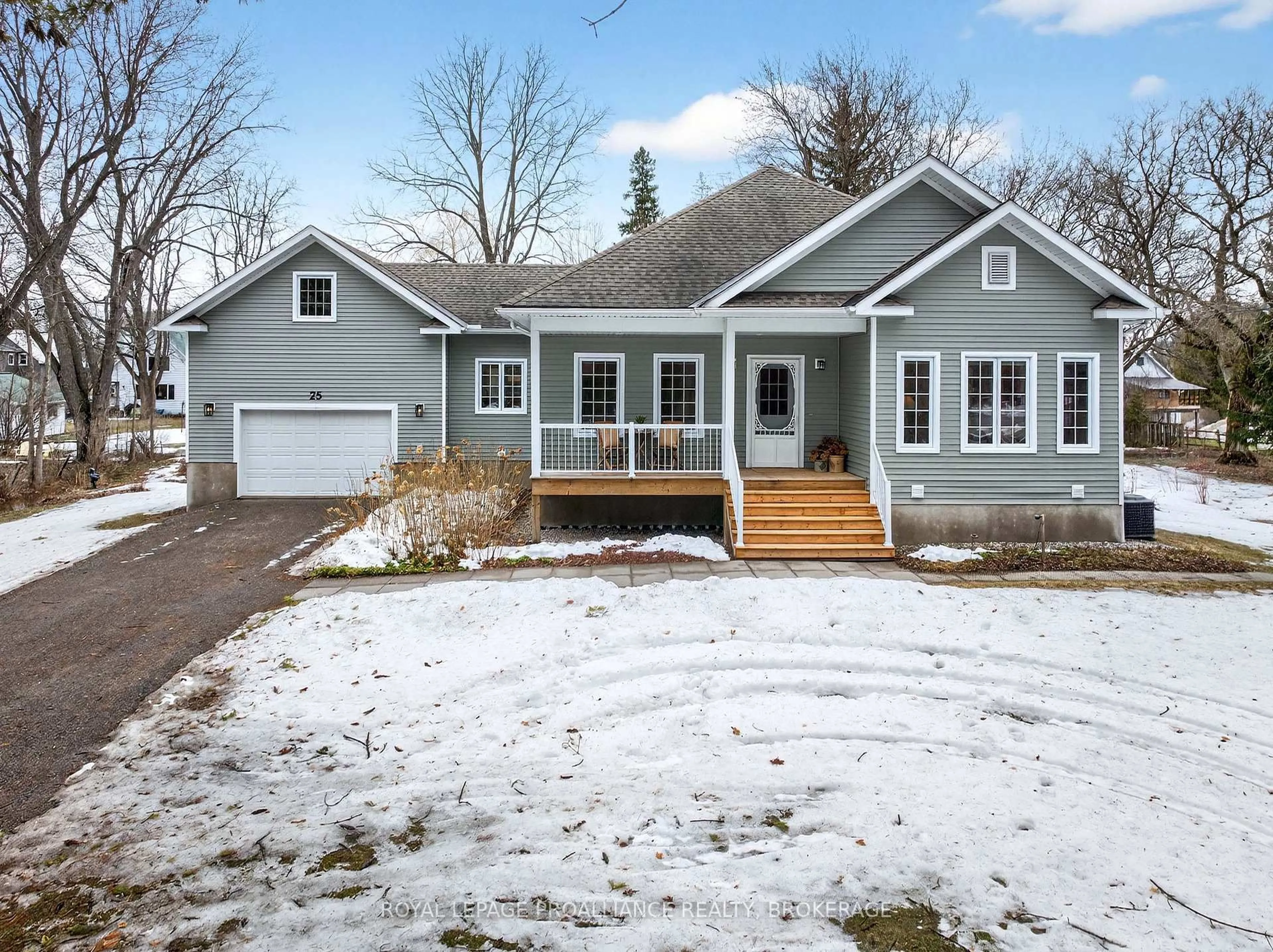 Home with vinyl exterior material, street for 25 George St, Westport Ontario K0G 1X0