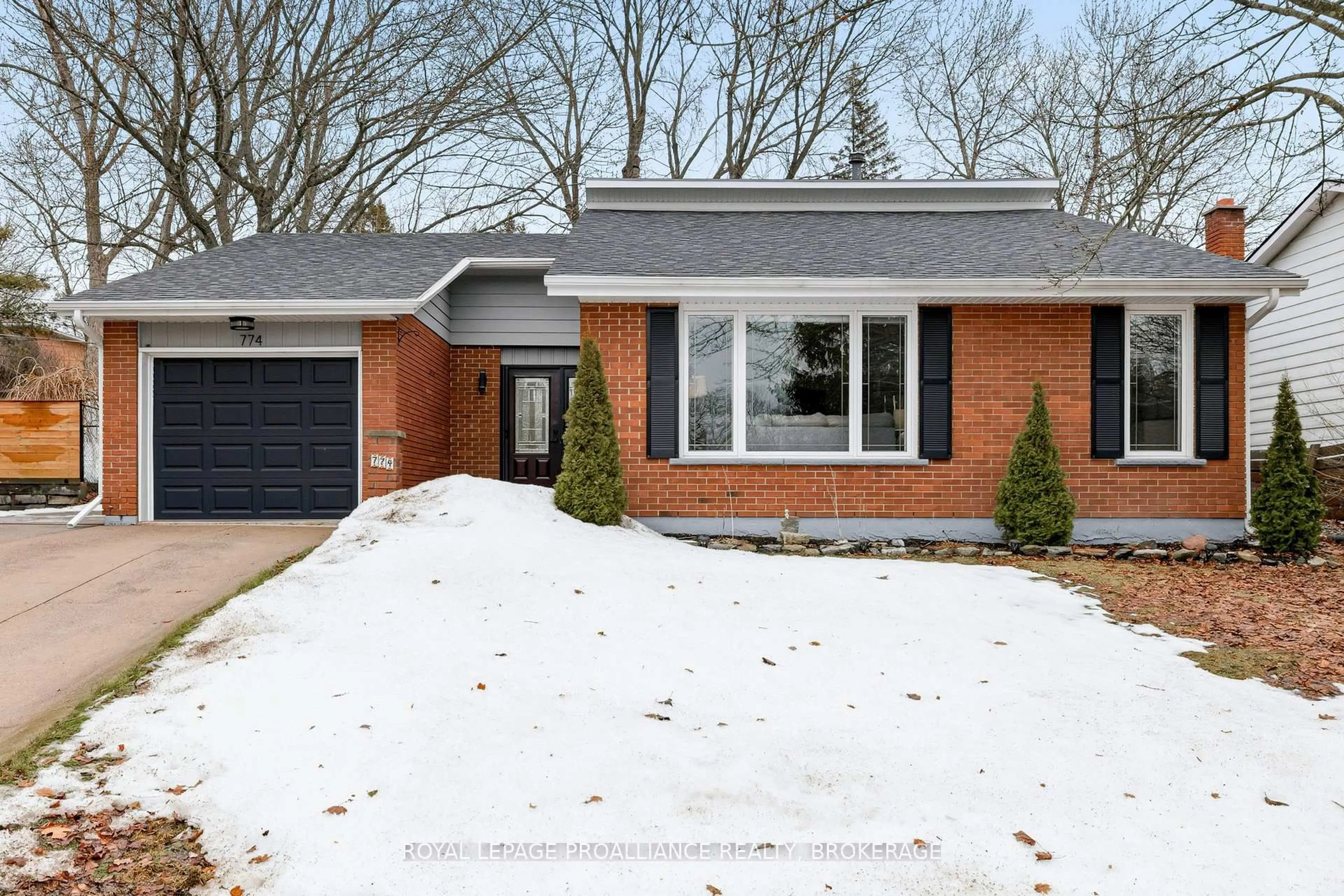 Home with brick exterior material, street for 774 High Gate Park Dr, Kingston Ontario K7M 5Z8