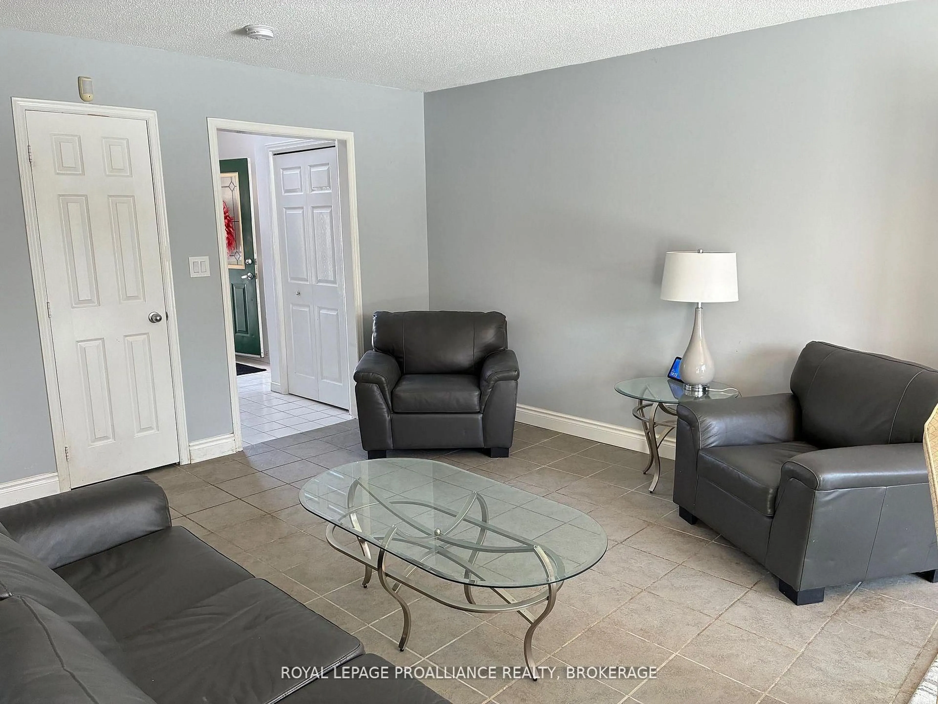 Living room with furniture, unknown for 1059 Springfield Dr, Kingston Ontario K7M 8V6