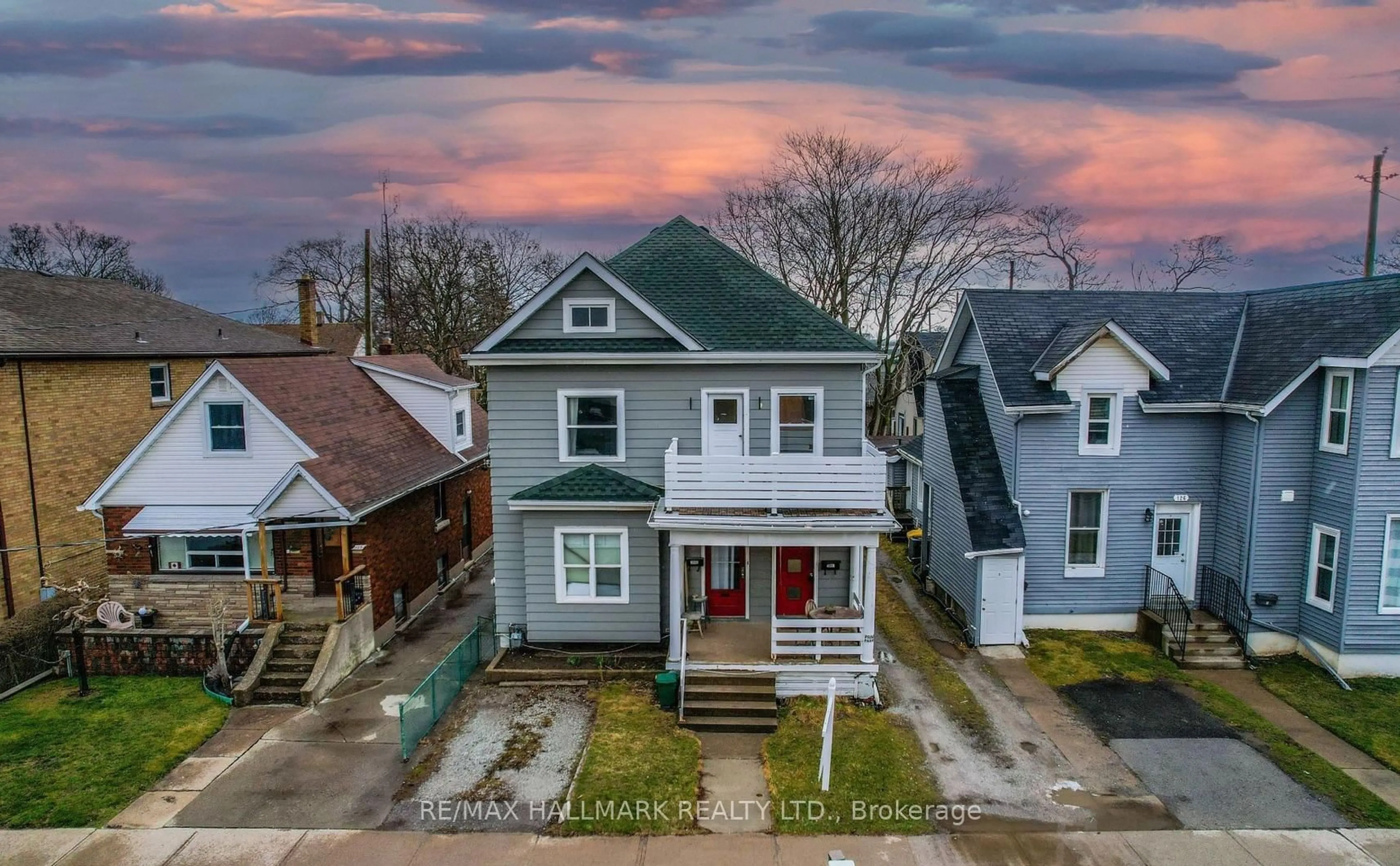 Unknown for 128 Geneva St, St. Catharines Ontario L2R 4N6