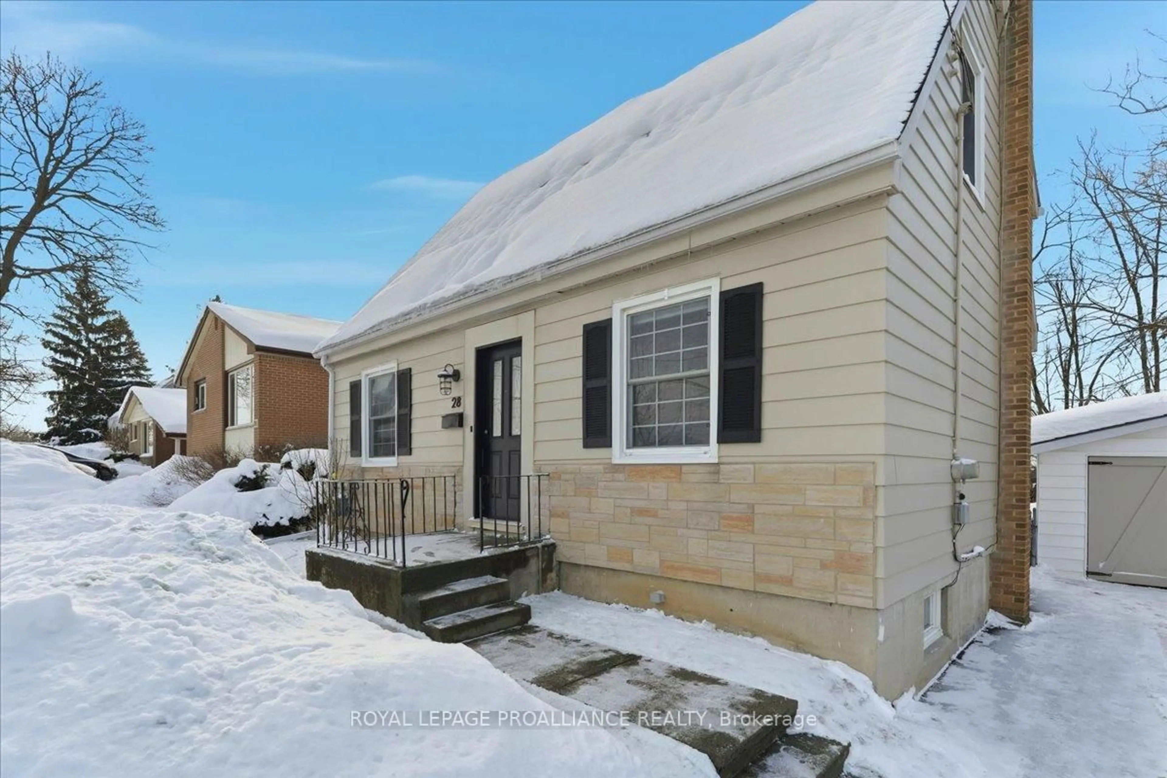 Home with vinyl exterior material, street for 28 Fairway Ave, Belleville Ontario K8N 4B3