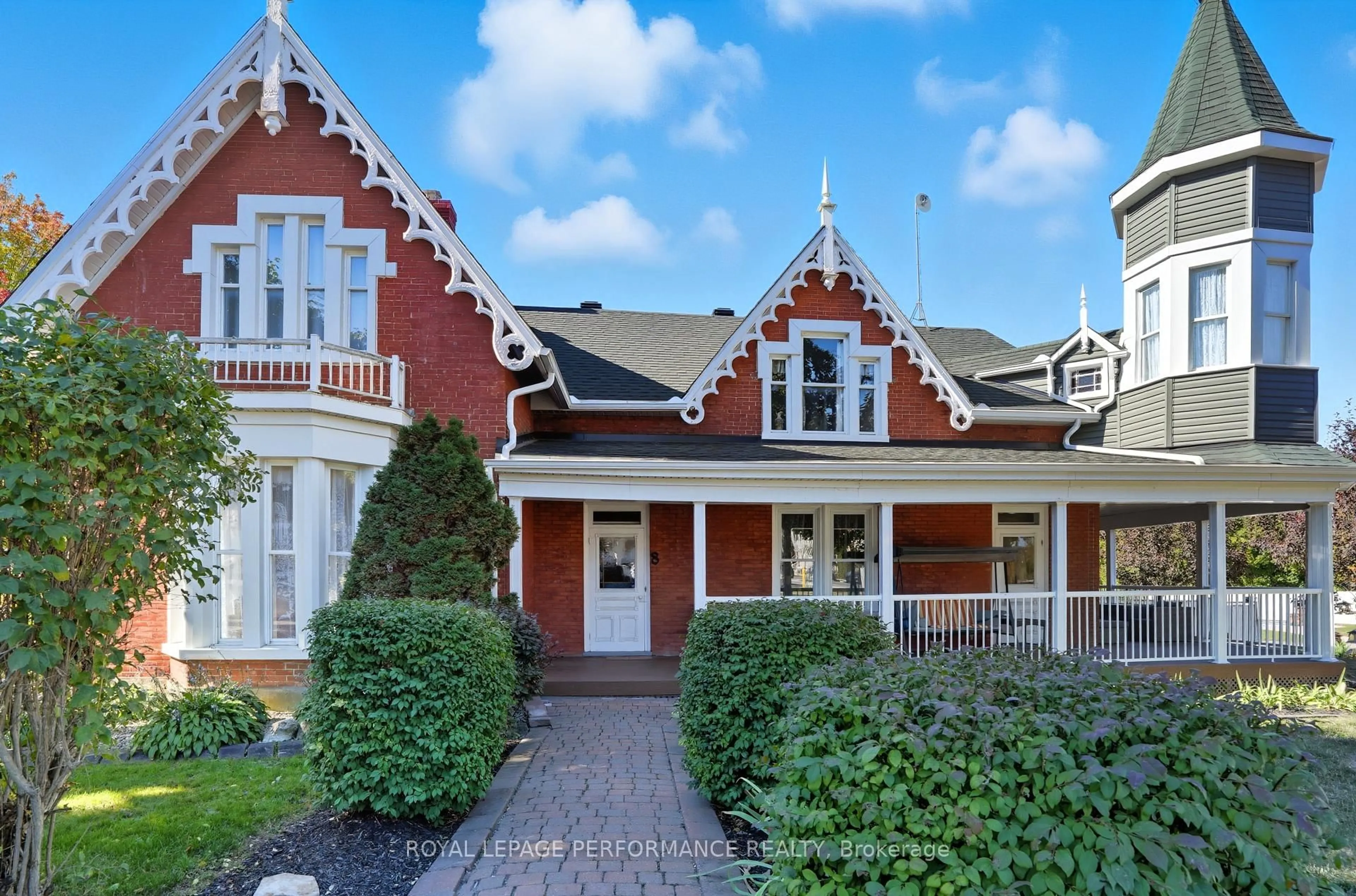 Unknown for 8 John St, Champlain Ontario K0B 1K0