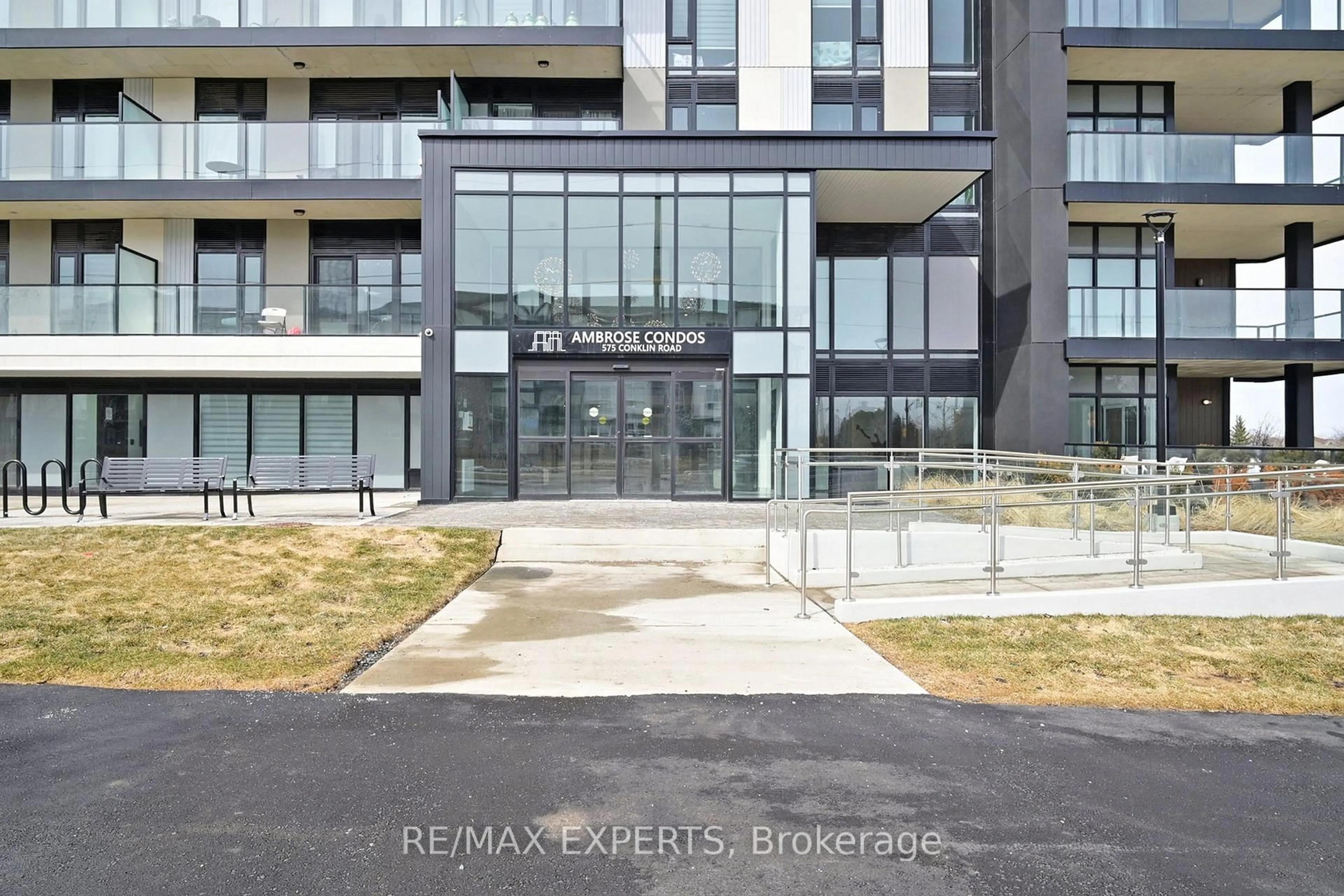 Unknown for 575 Conklin Rd, Brantford Ontario N3T 0Y2