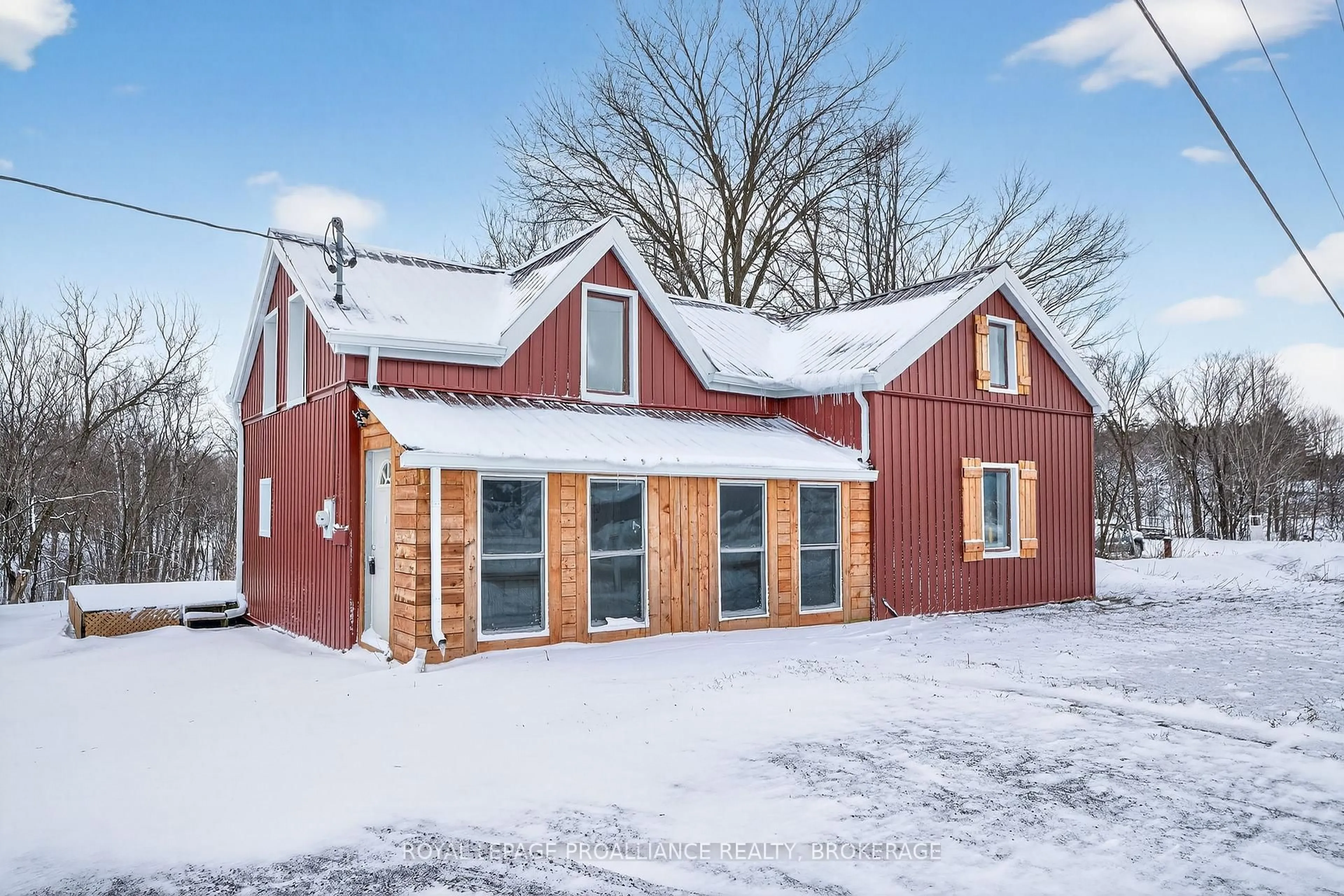 Home with brick exterior material, building for 5668 Battersea Rd, Battersea Ontario K0H 1H0