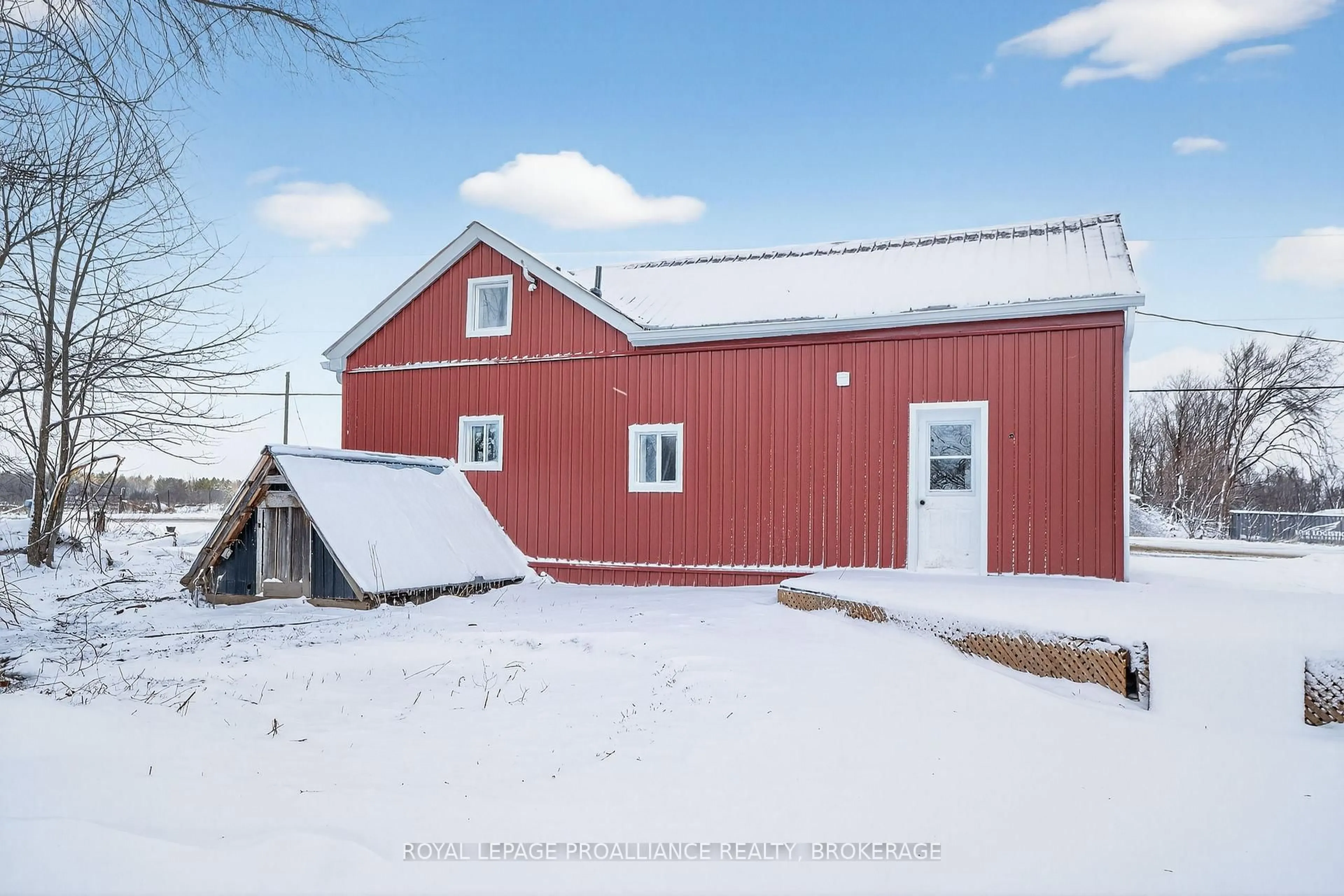 Unknown for 5668 Battersea Rd, Battersea Ontario K0H 1H0