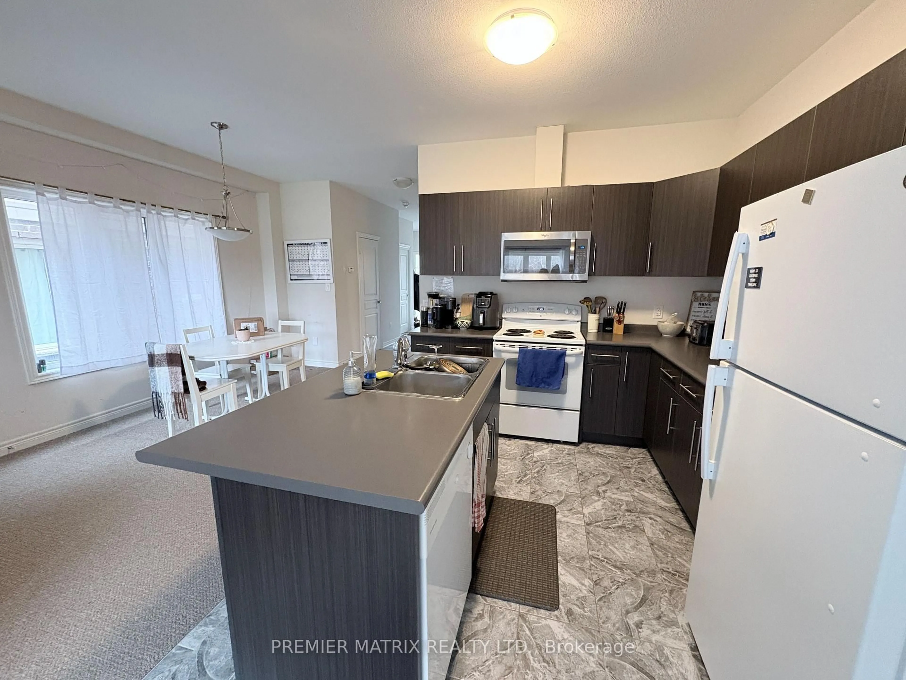Open concept kitchen, unknown for 23 Elderberry Rd, Thorold Ontario L2V 0E7