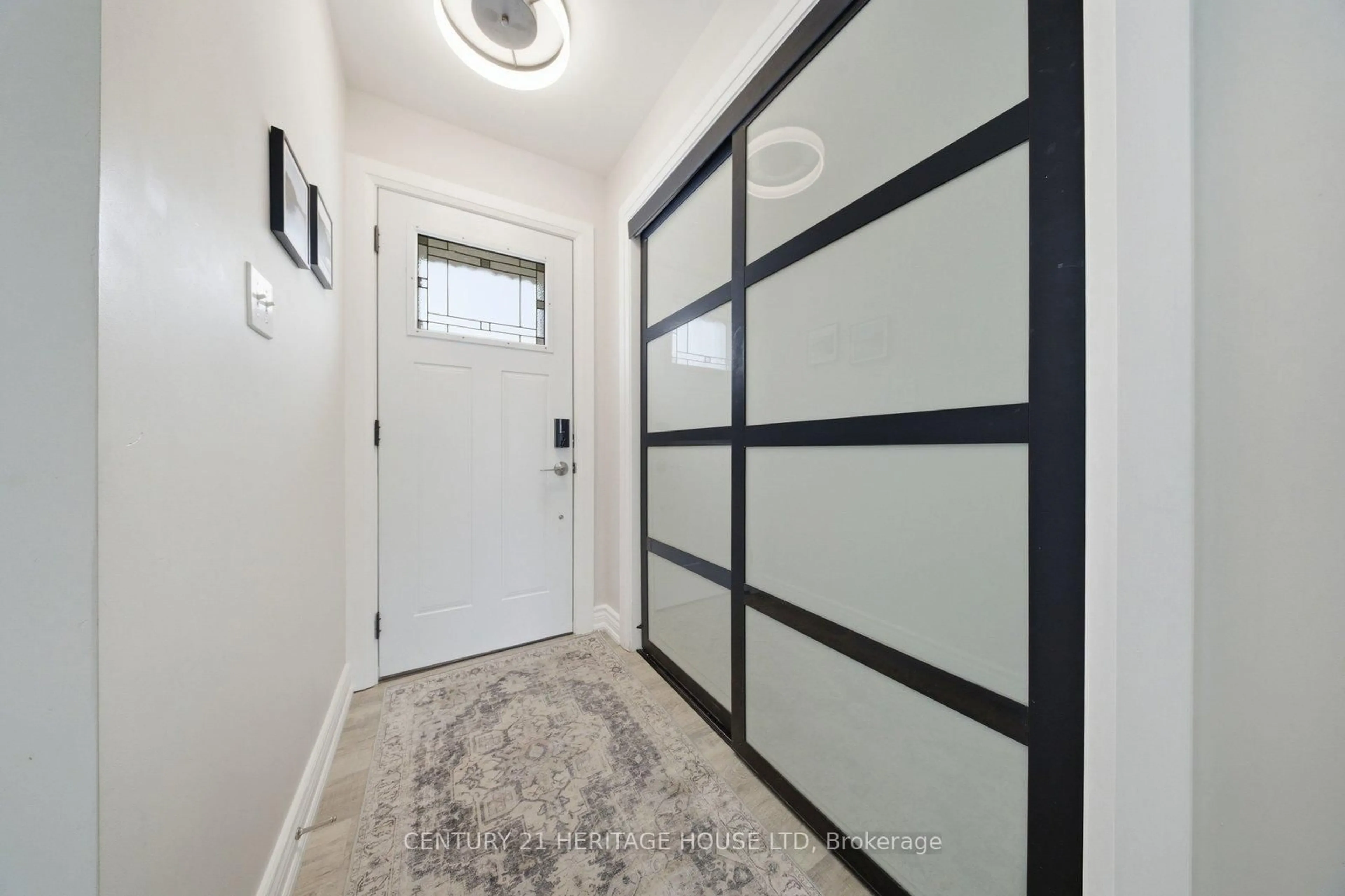 Unknown for 19 Hiram Rd, Brant Ontario N3L 2P7