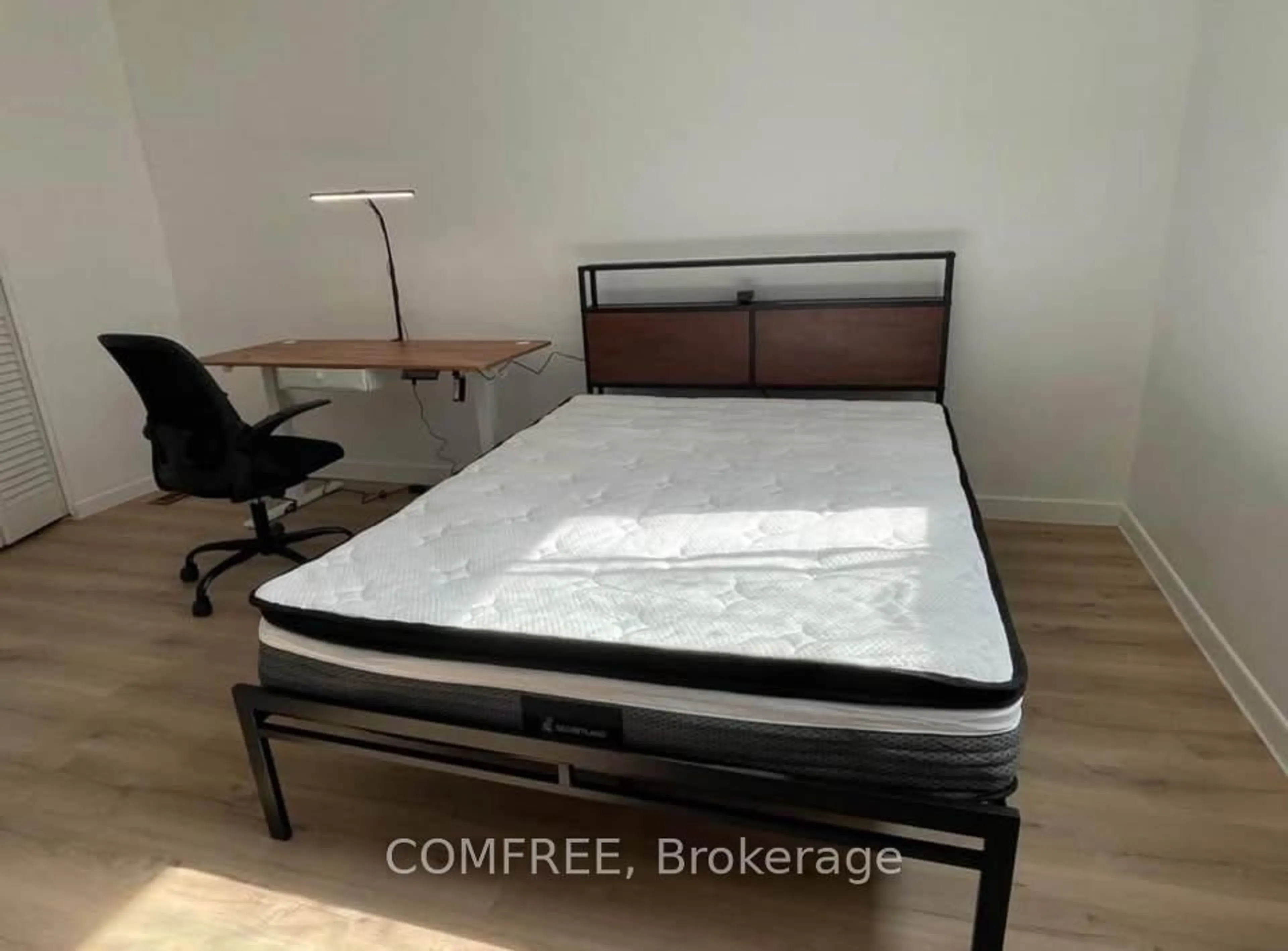 Unknown for 235 Belford Cres, Ottawa Ontario K1Z 7A9