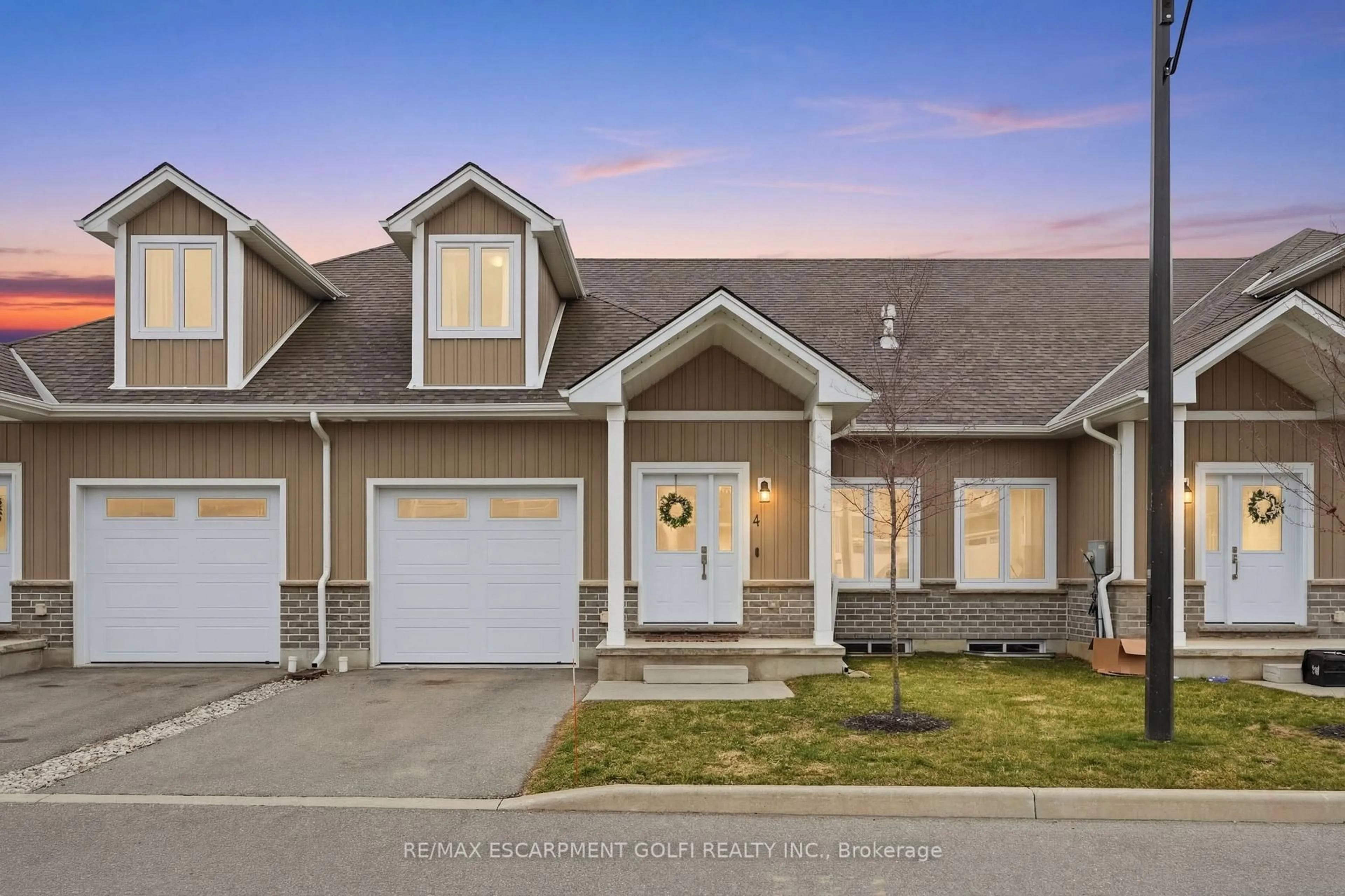 Home with vinyl exterior material, street for 744 Nelson St #4, Norfolk Ontario N0A 1N4