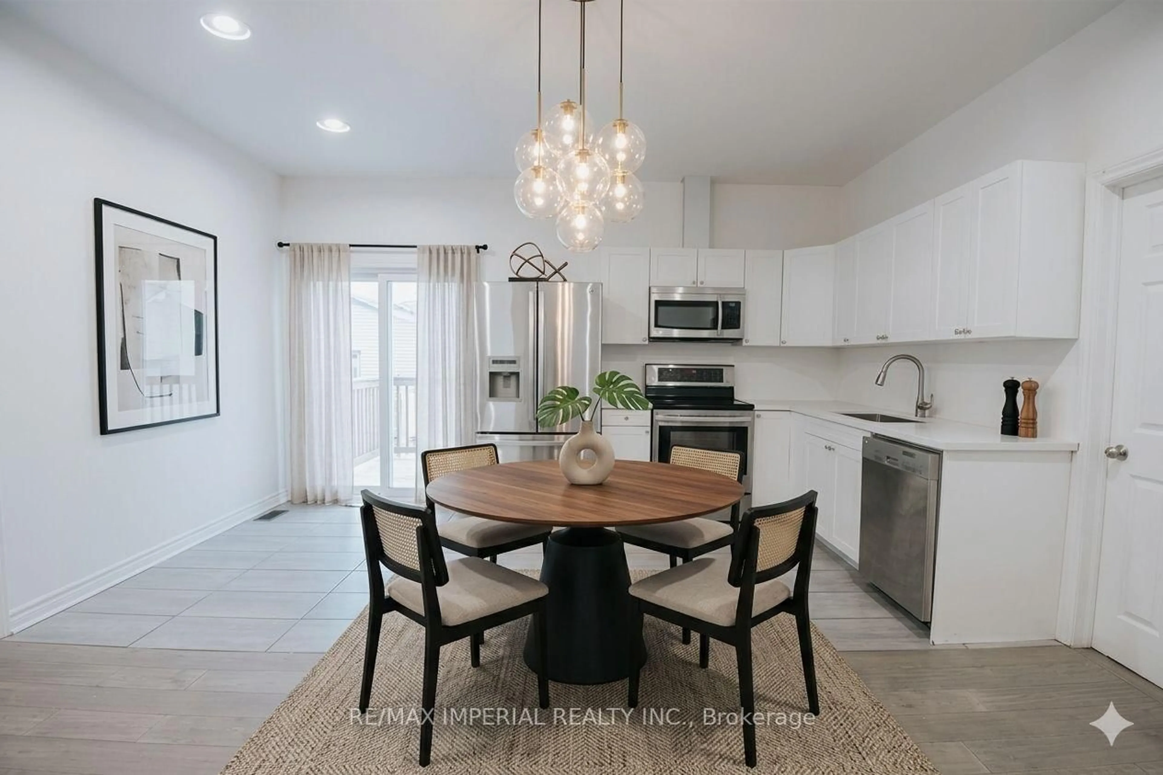 Unknown for 31 Silver Birch St, Kawartha Lakes Ontario K0M 1L0