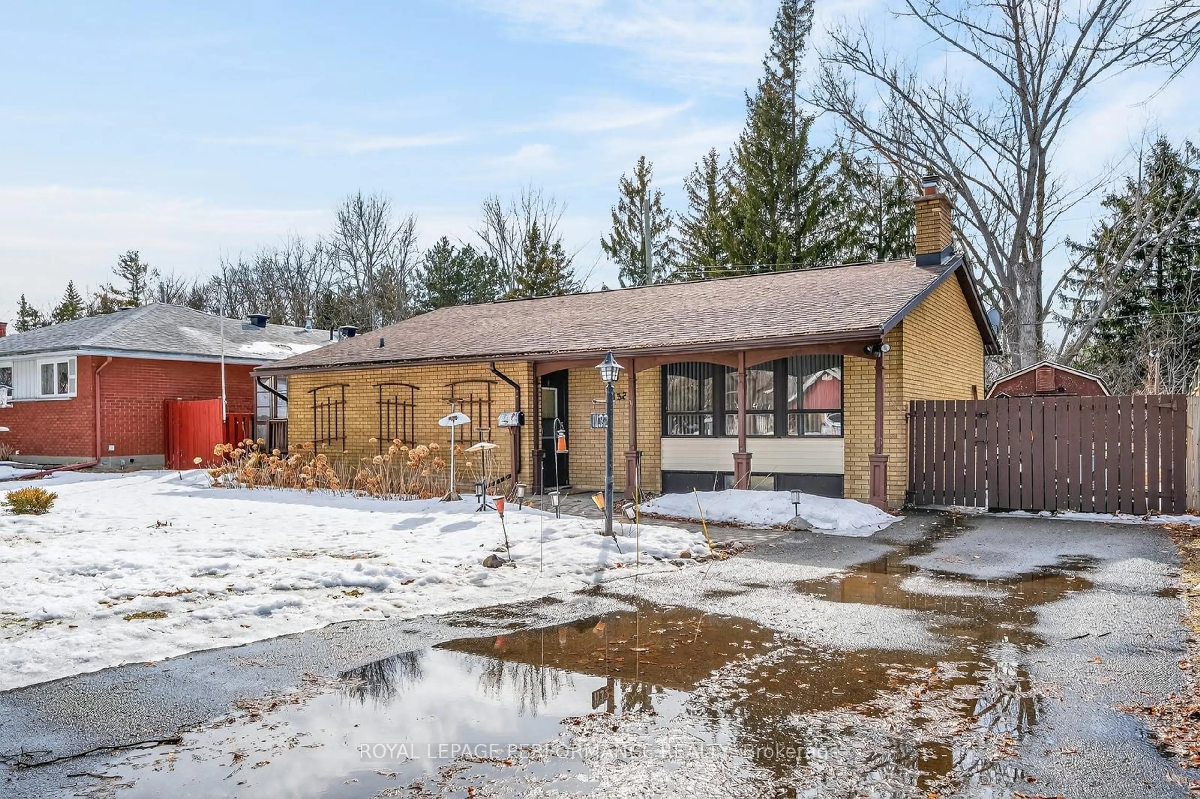 Unknown for 1132 Adirondack Dr, Ottawa Ontario K2C 2V1