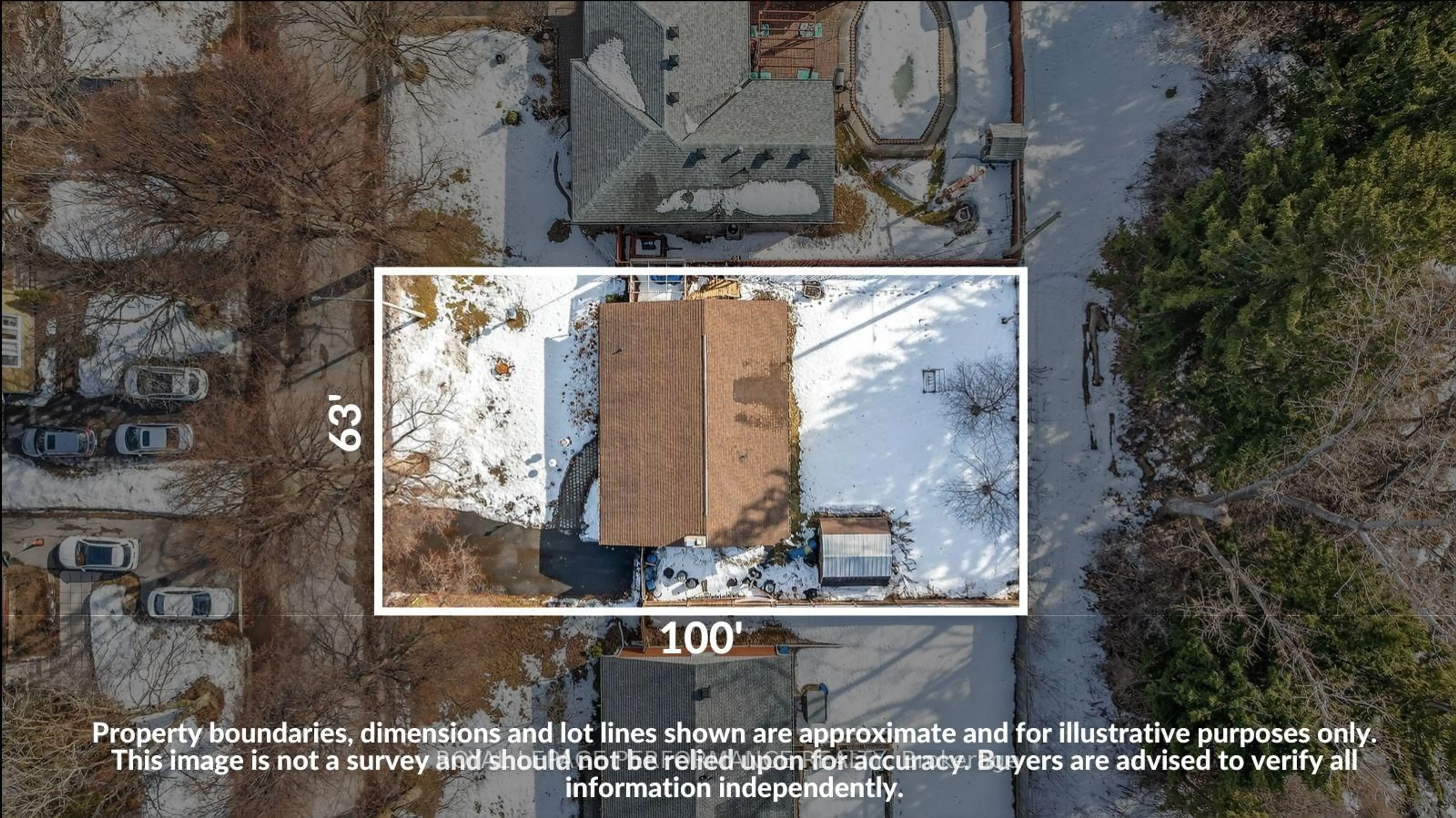 A pic from outside/outdoor area/front of a property/back of a property/a pic from drone, street for 1132 Adirondack Dr, Ottawa Ontario K2C 2V1