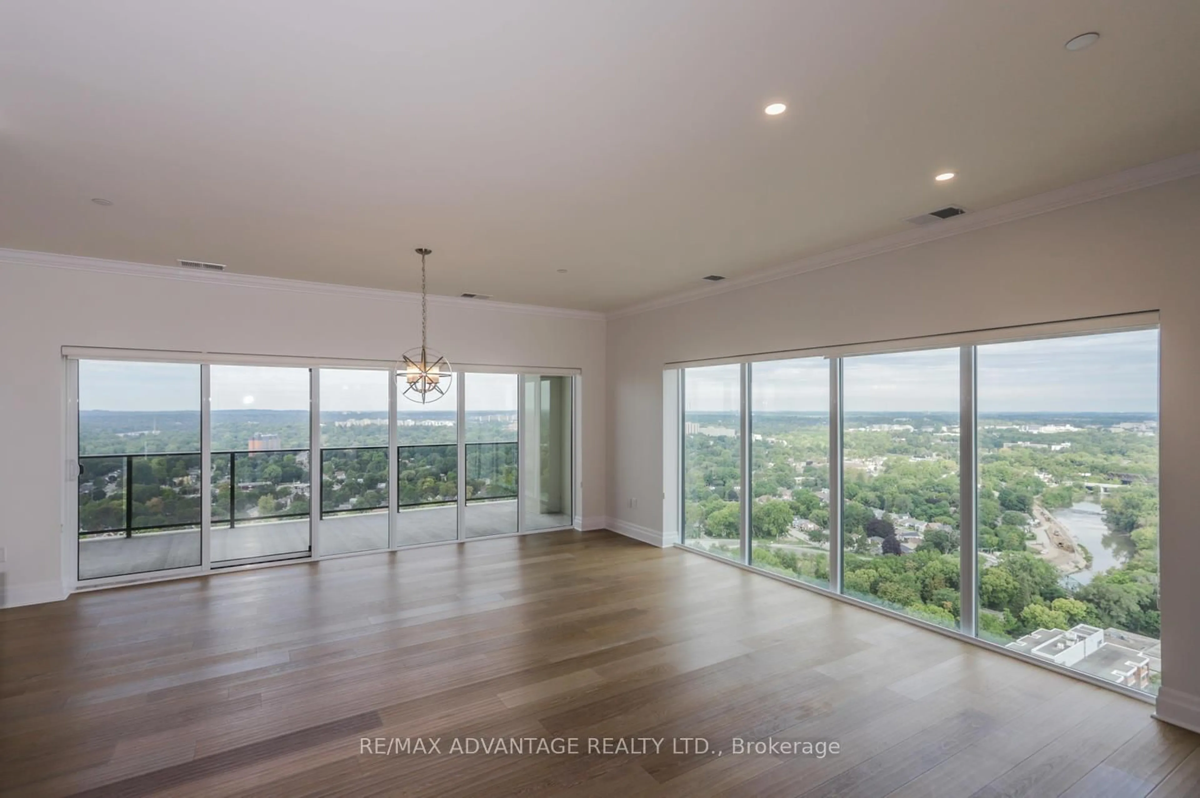 Unknown for 505 Talbot St #2701, London East Ontario N6A 2S6