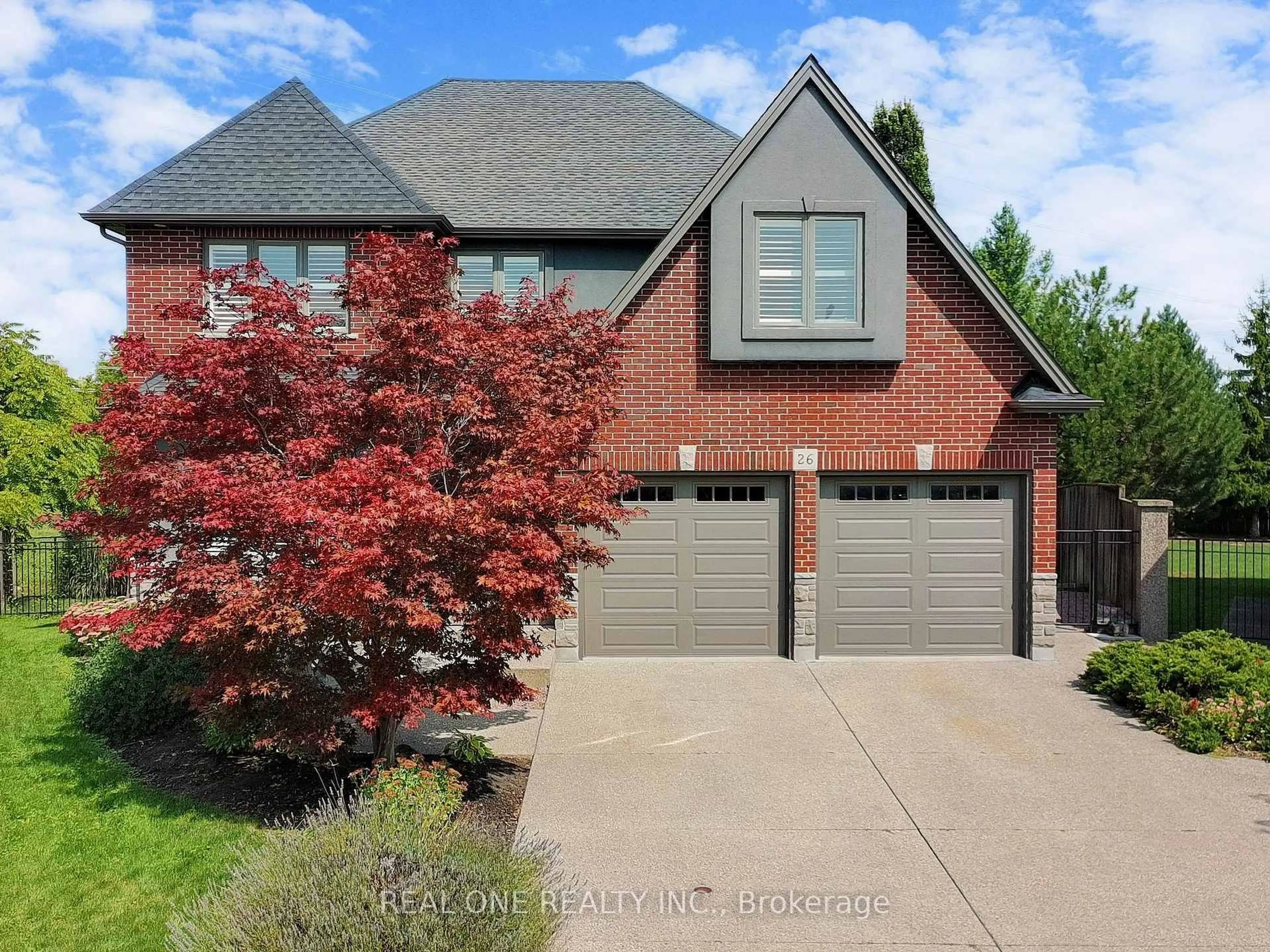 Home with brick exterior material, street for 26 Matthews Crt, St. Catharines Ontario L2S 4C4