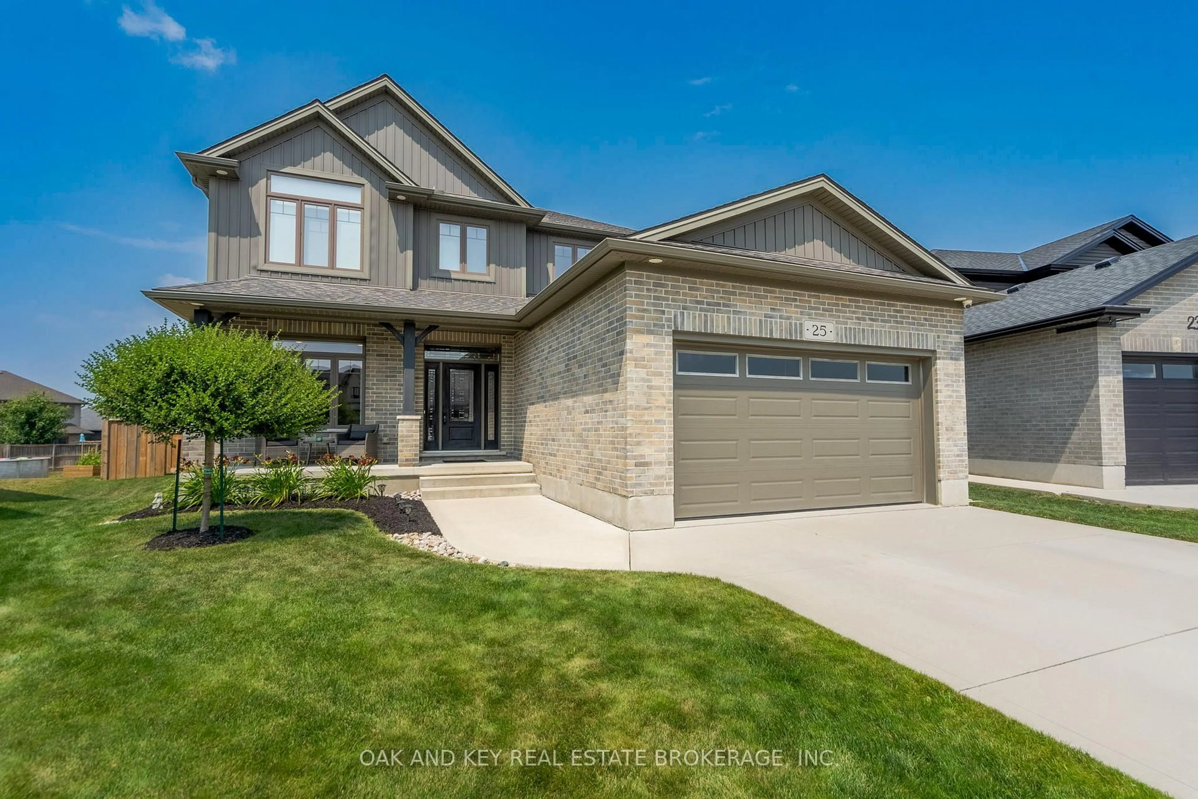 Home with brick exterior material, street for 25 Hardy Crt, Lucan Biddulph Ontario N0M 2J0