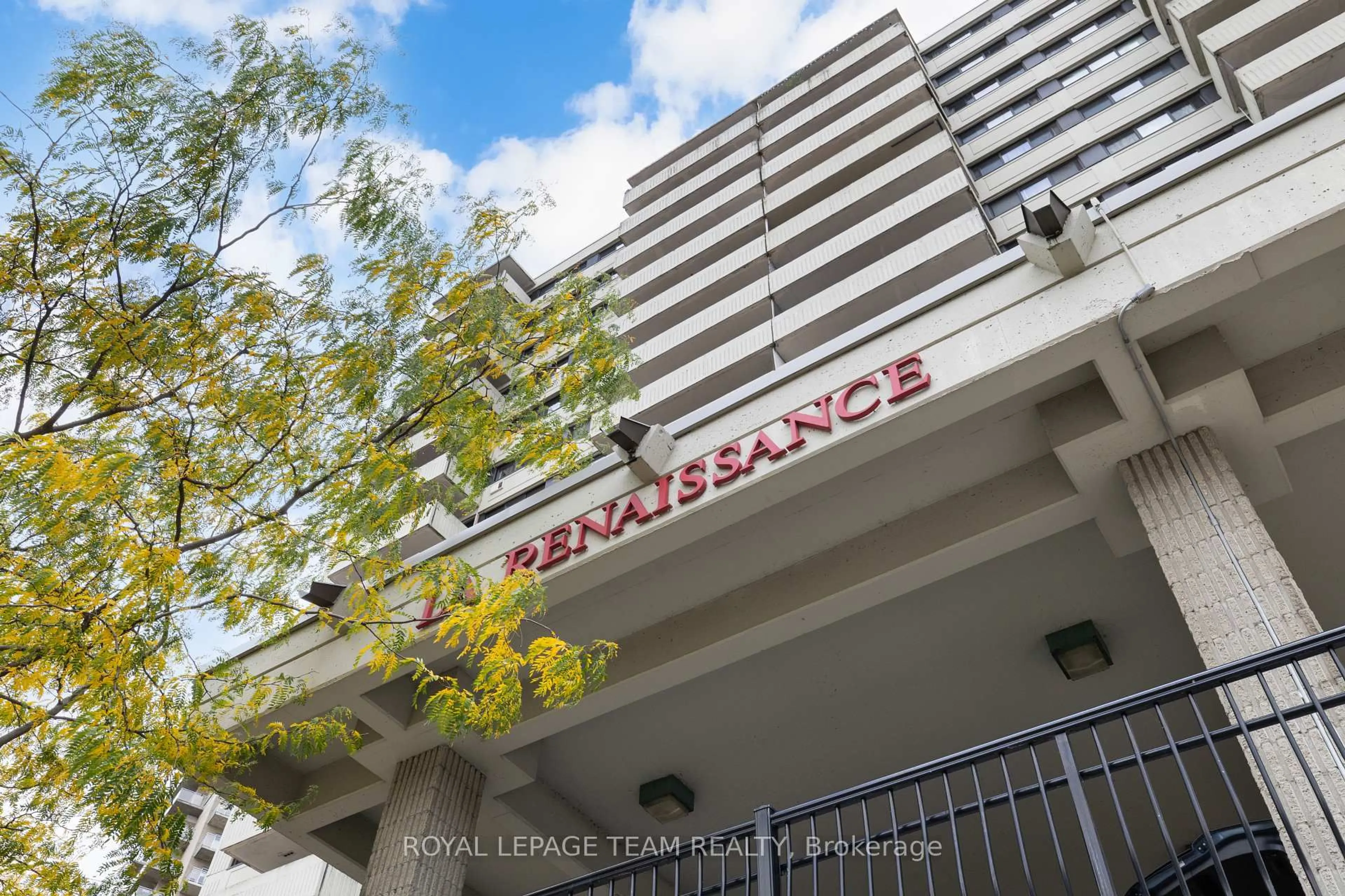 Unknown for 40 Landry St #506, Ottawa Ontario K1L 8K4