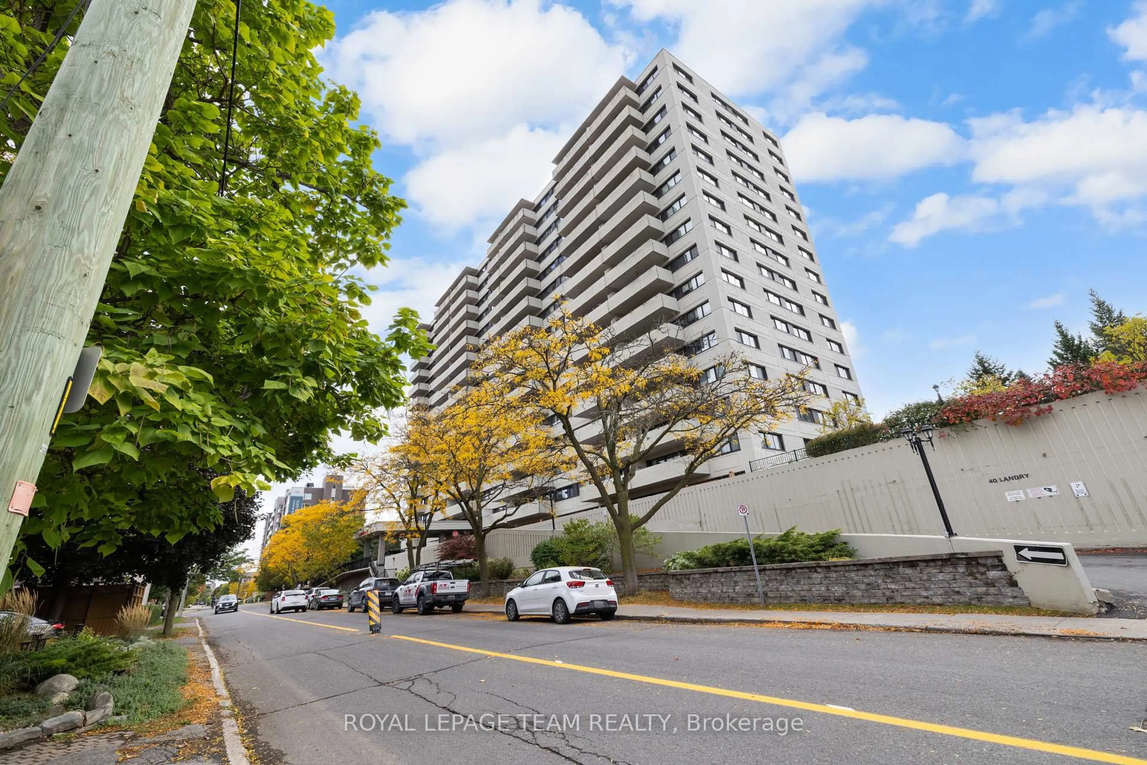 A pic from outside/outdoor area/front of a property/back of a property/a pic from drone, street for 40 Landry St #506, Ottawa Ontario K1L 8K4