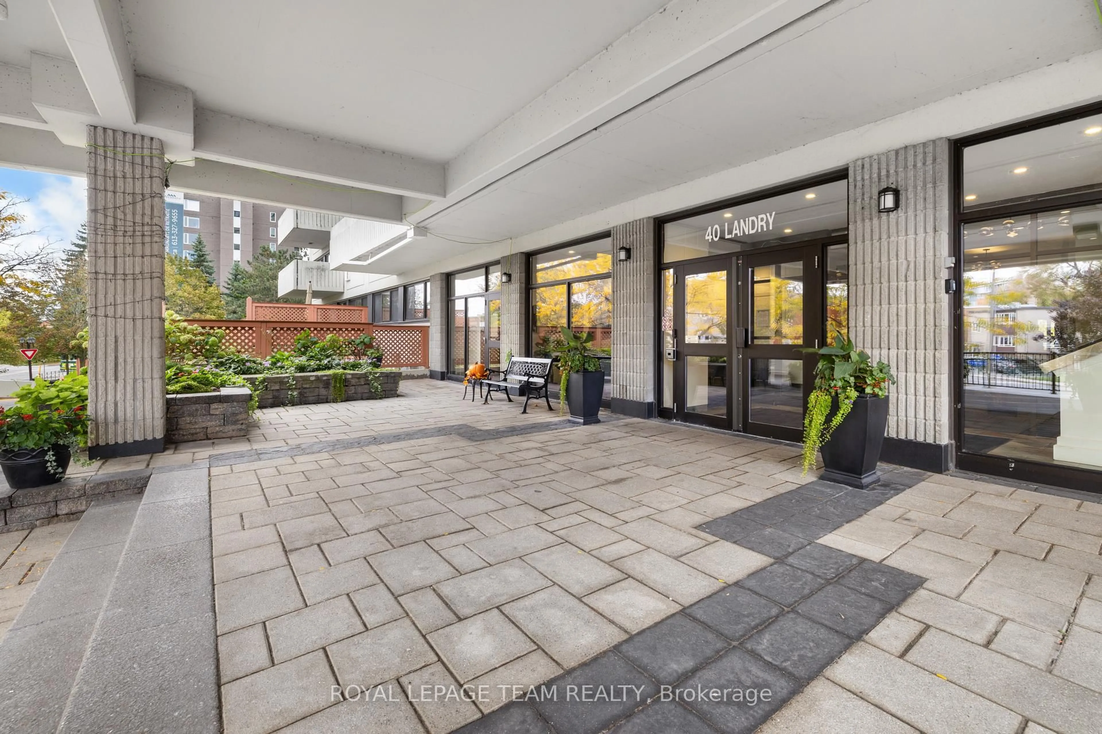 Patio, street for 40 Landry St #506, Ottawa Ontario K1L 8K4