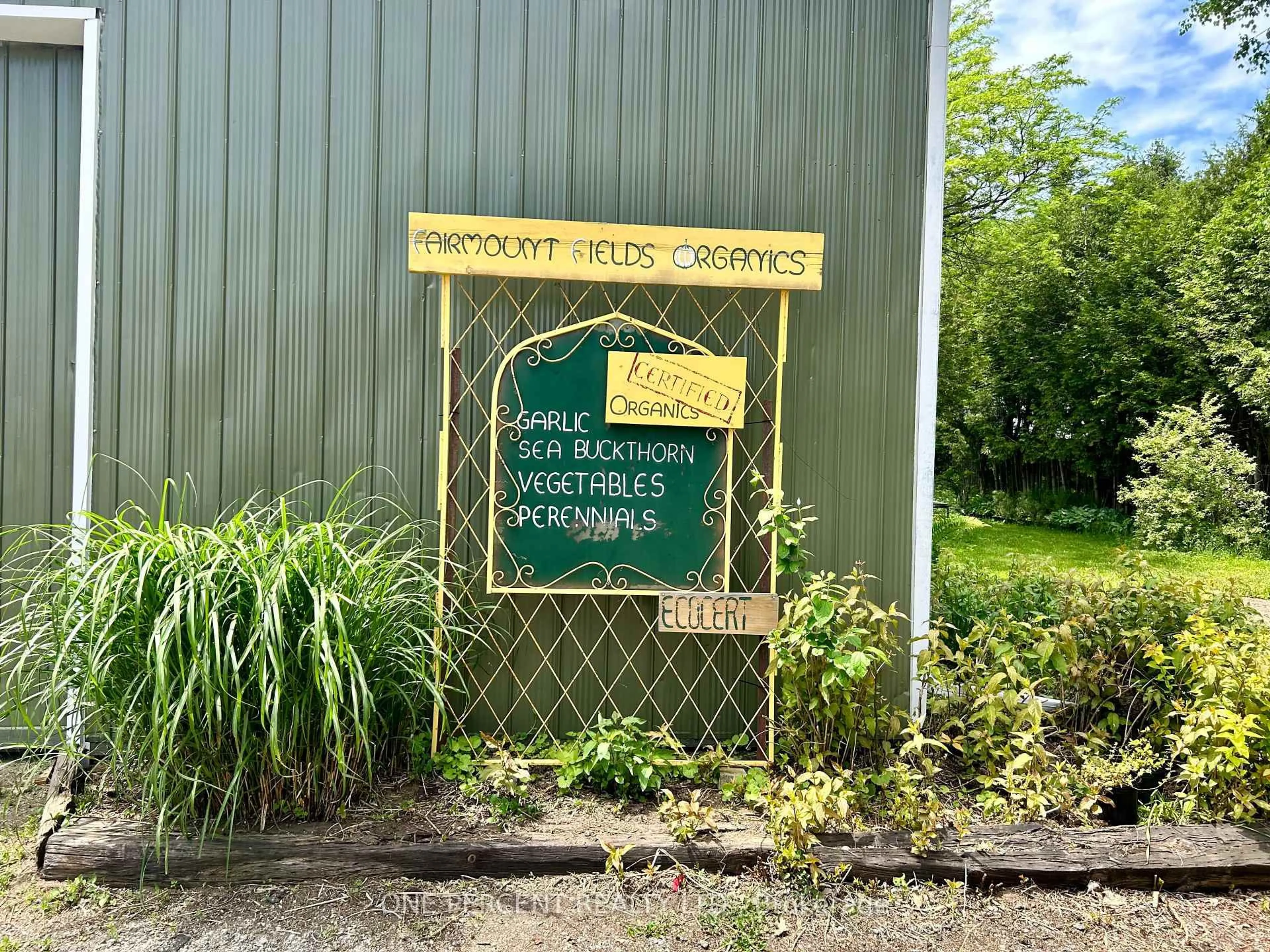 Indoor entryway for 196690 Grey Road 7 Rd, Grey Highlands Ontario N4L 1W7