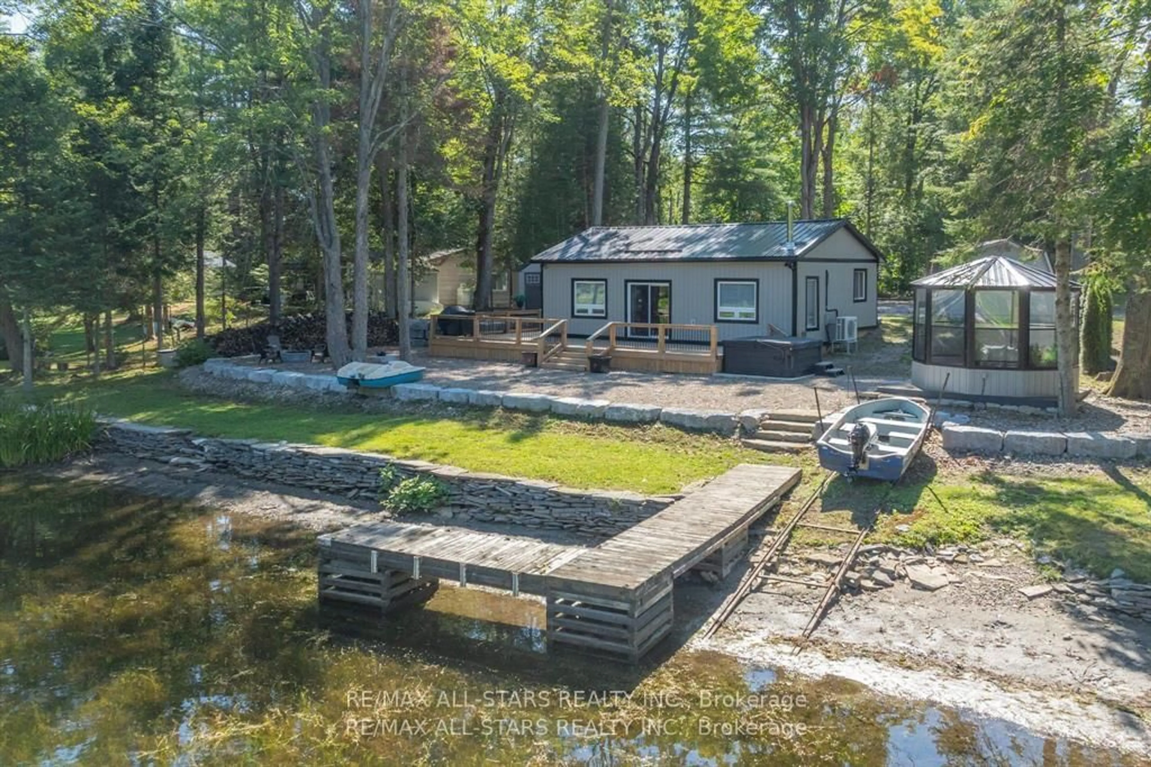 A pic from outside/outdoor area/front of a property/back of a property/a pic from drone, water/lake/river/ocean view for 11 Little Bay Dr, Kawartha Lakes Ontario K0M 2L0