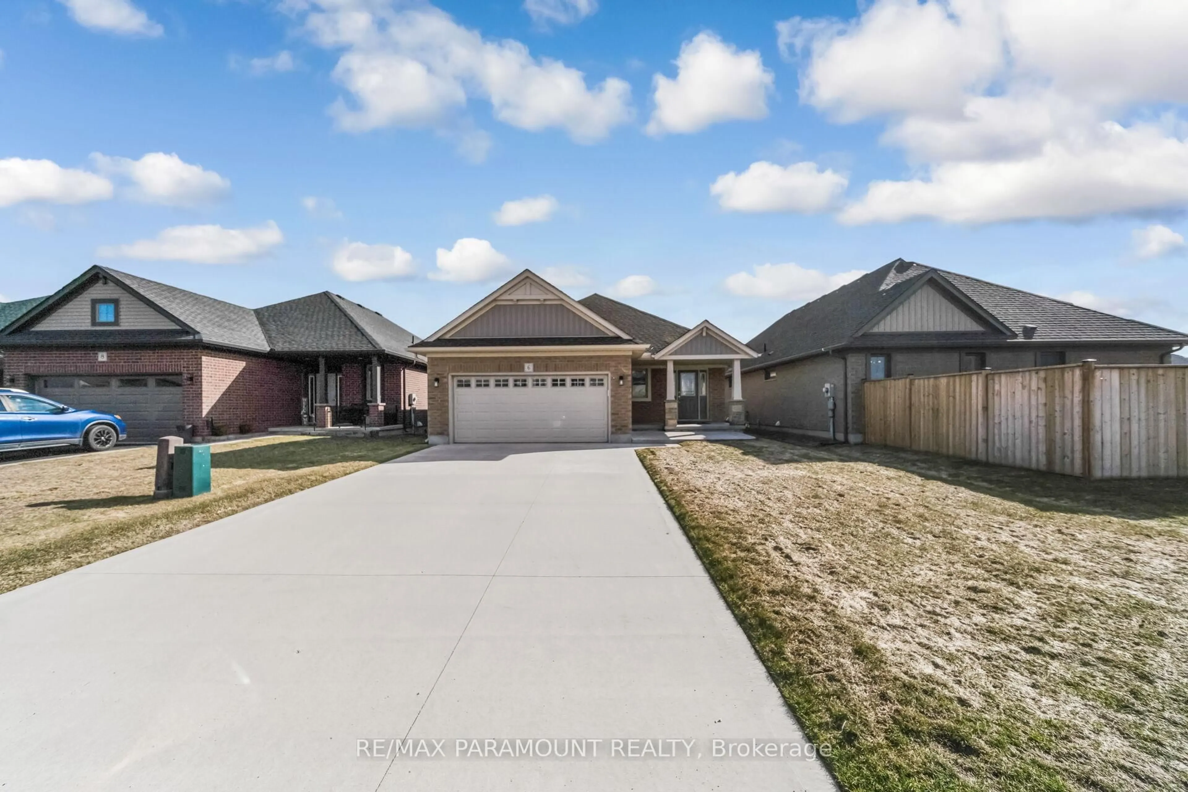 A pic from outside/outdoor area/front of a property/back of a property/a pic from drone, street for 6 Nancy Crt, Tillsonburg Ontario N4G 4G8