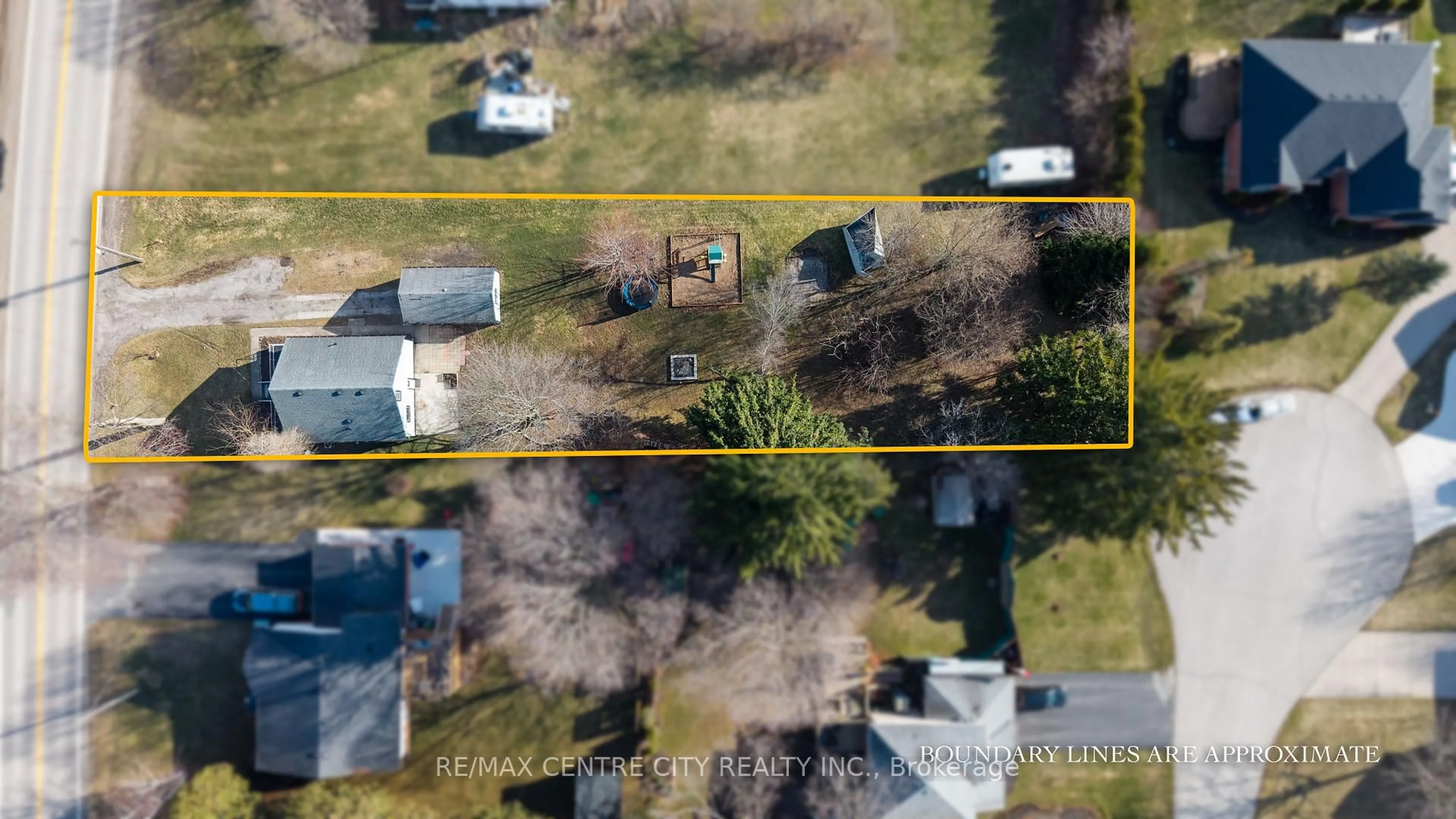 A pic from outside/outdoor area/front of a property/back of a property/a pic from drone, street for 70 Main St, West Elgin Ontario N0L 2P0