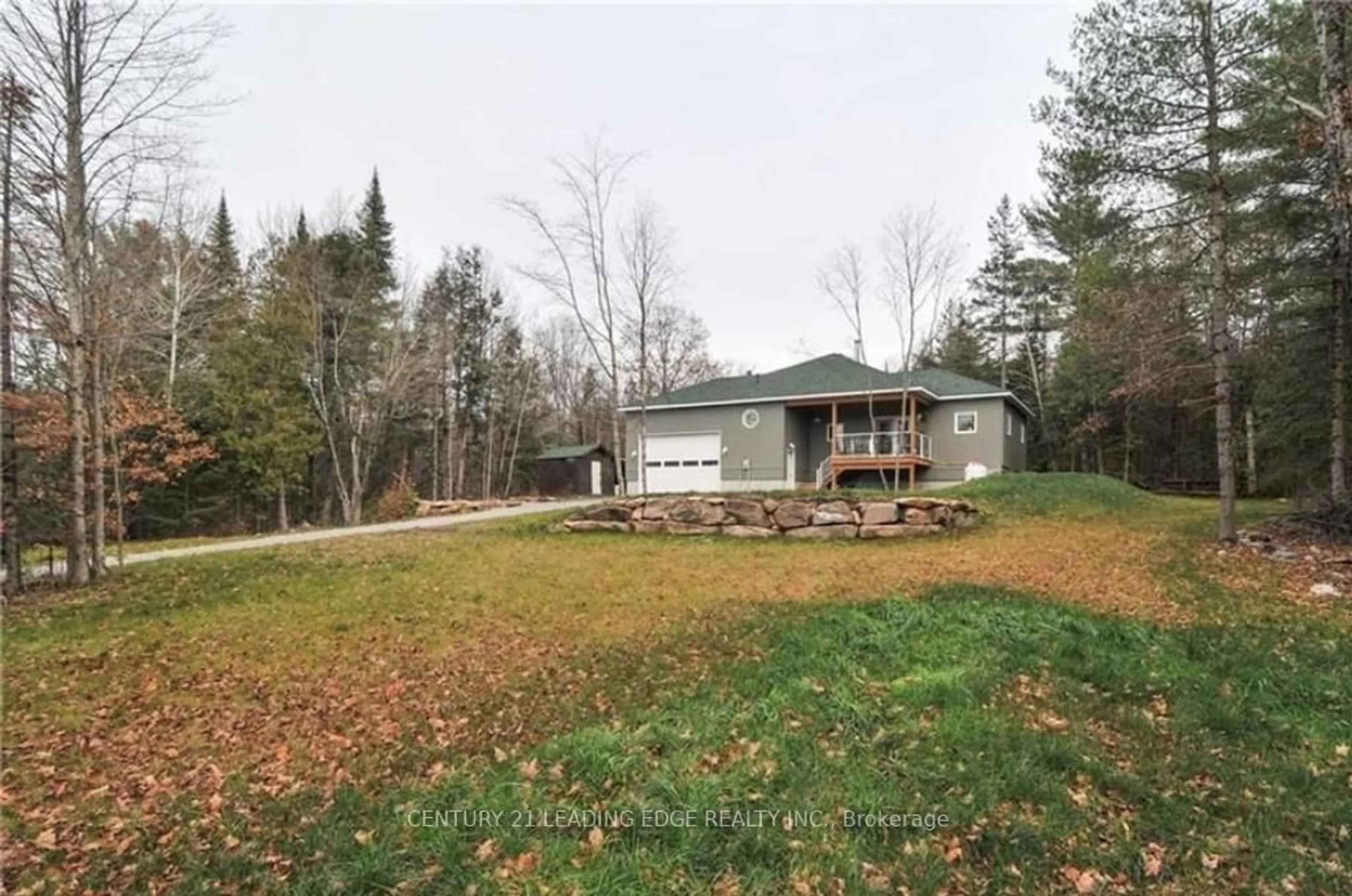 A pic from outside/outdoor area/front of a property/back of a property/a pic from drone, unknown for 29 Edwina Dr, Trent Lakes Ontario K0M 1A0