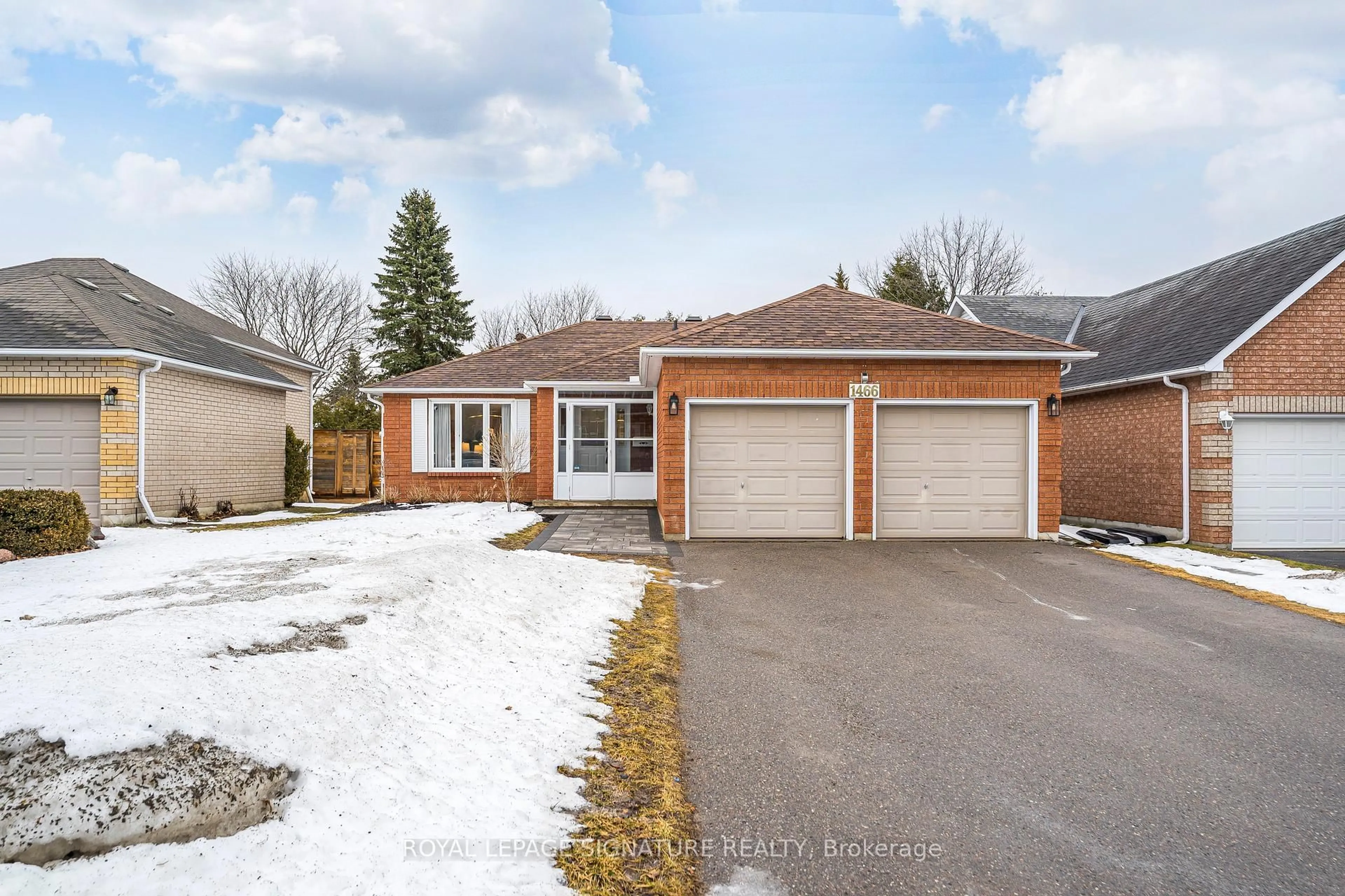 Home with brick exterior material, street for 1466 Glenforest Cres, Peterborough Ontario K9K 2J2