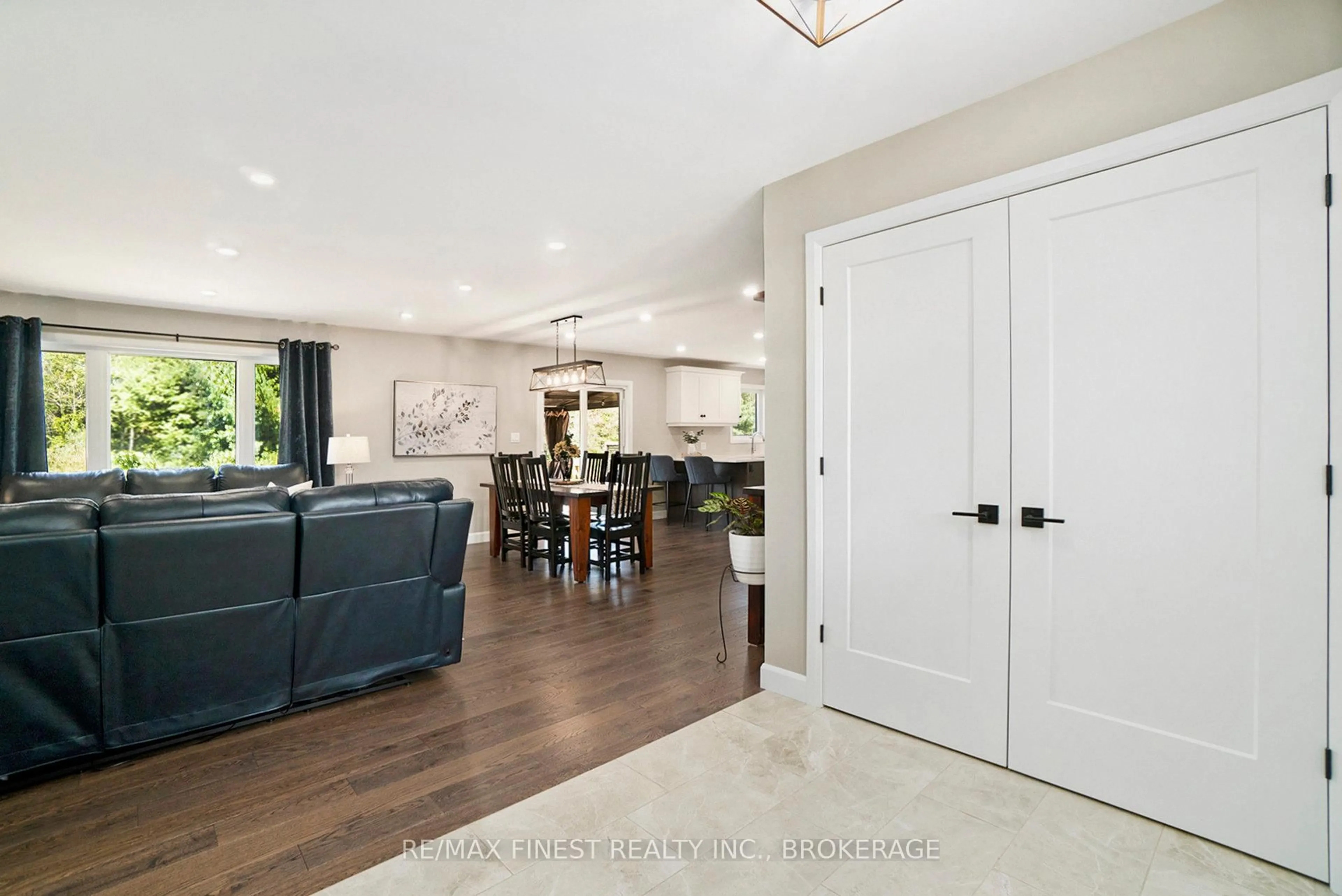 Unknown for 10541 Wylie Way, North Dundas Ontario K0E 1S0