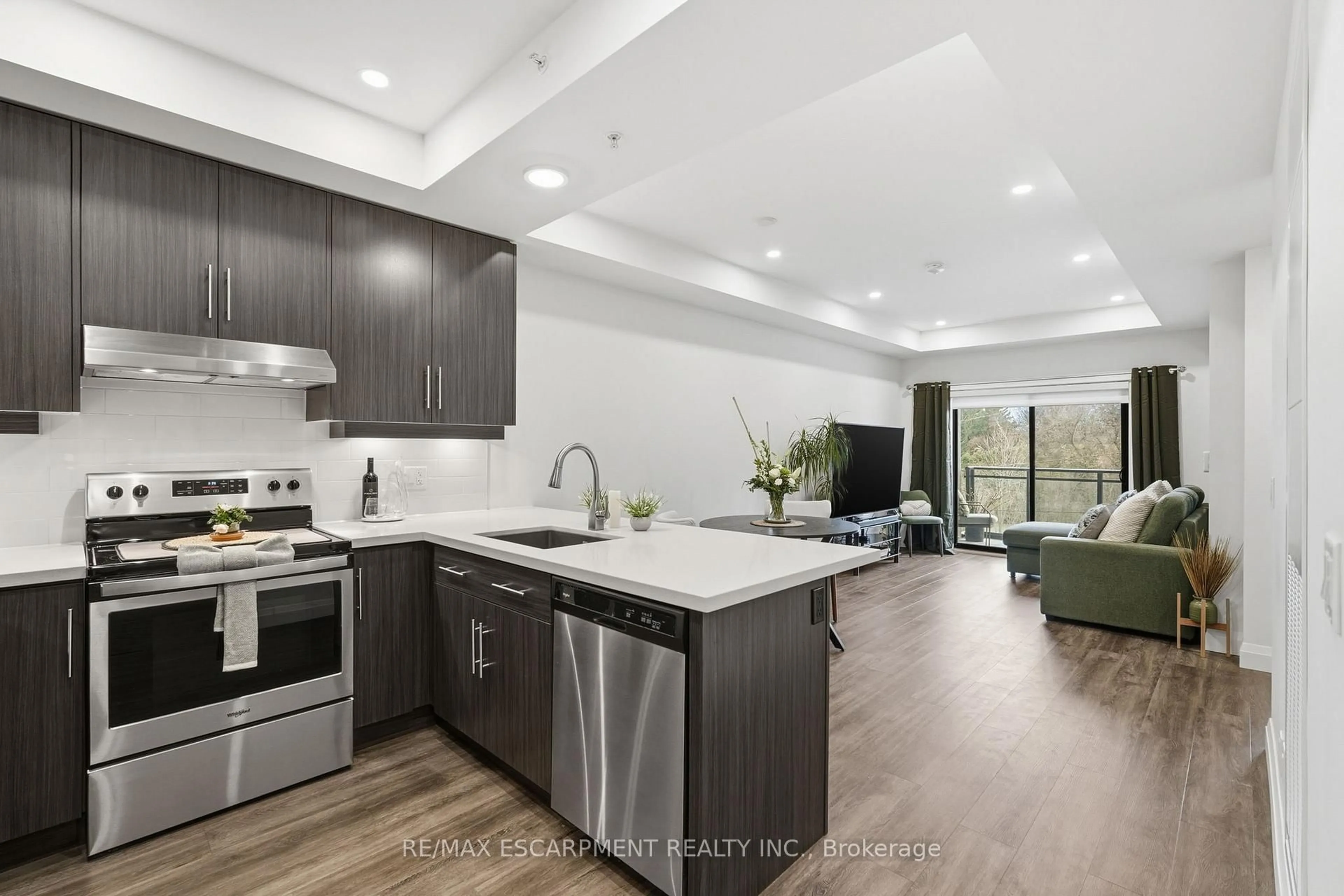 Open concept kitchen, unknown for 30 Hamilton St #201, Hamilton Ontario L8B 1V8