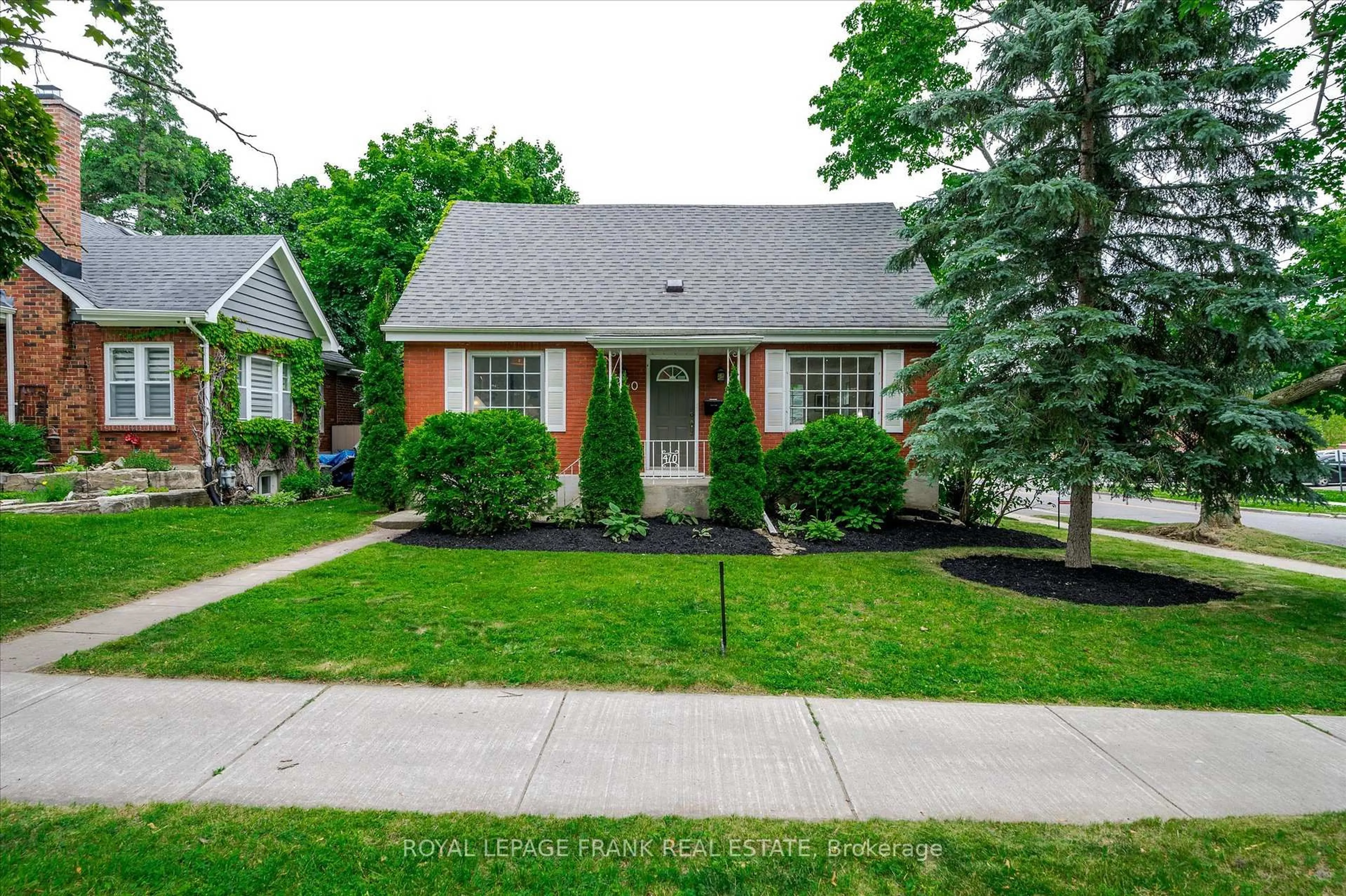 Home with brick exterior material, street for 470 Albertus Ave, Peterborough Ontario K9J 6A2