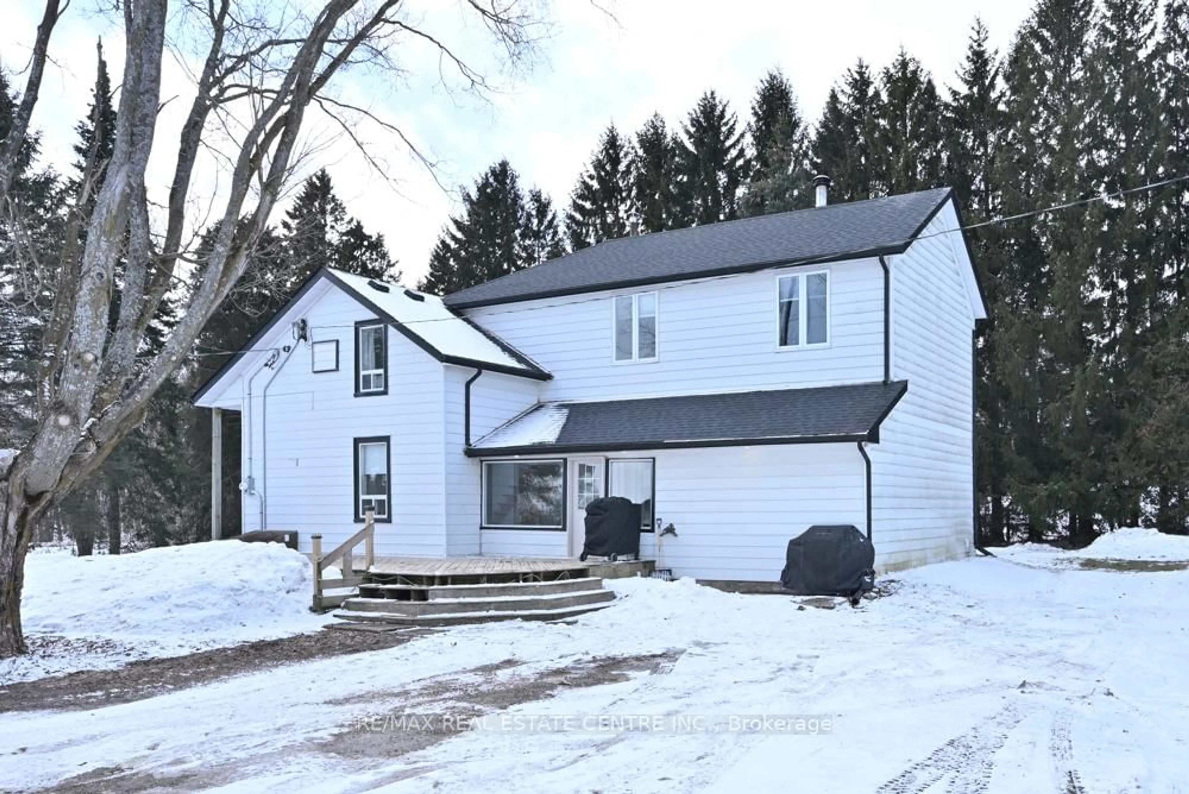 Unknown for 347157 Mono Centre Rd, Mono Ontario L9W 5T6