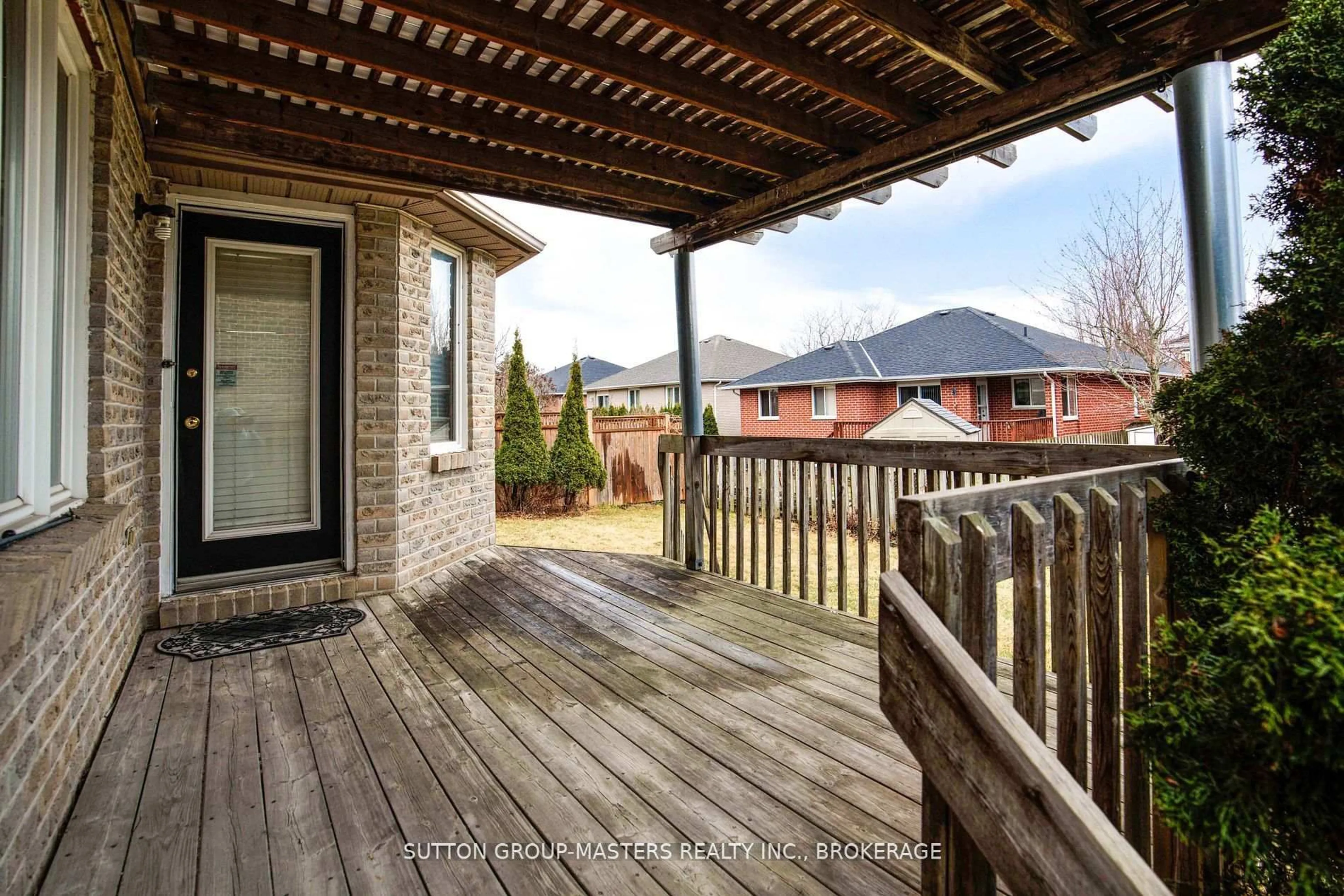 Patio, street for 873 Irving Crt, Kingston Ontario K7P 2R6